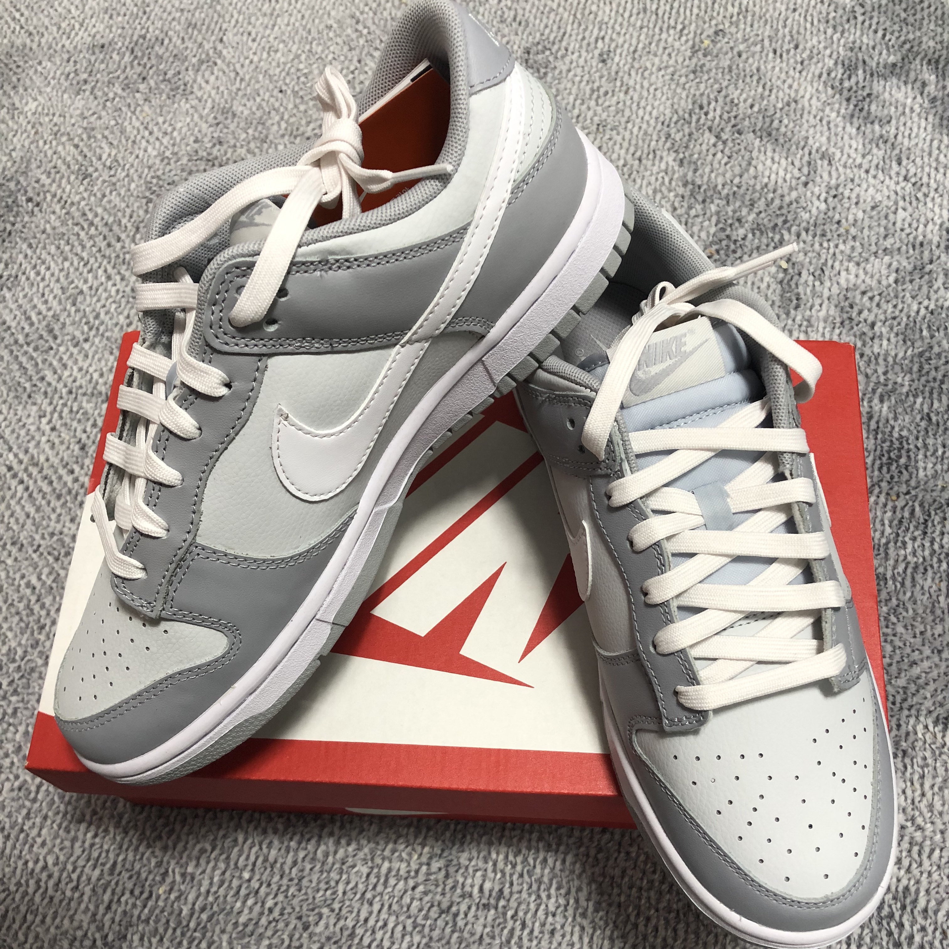 Nike Dunk Low Retro Wolf Grey 착용 스타일