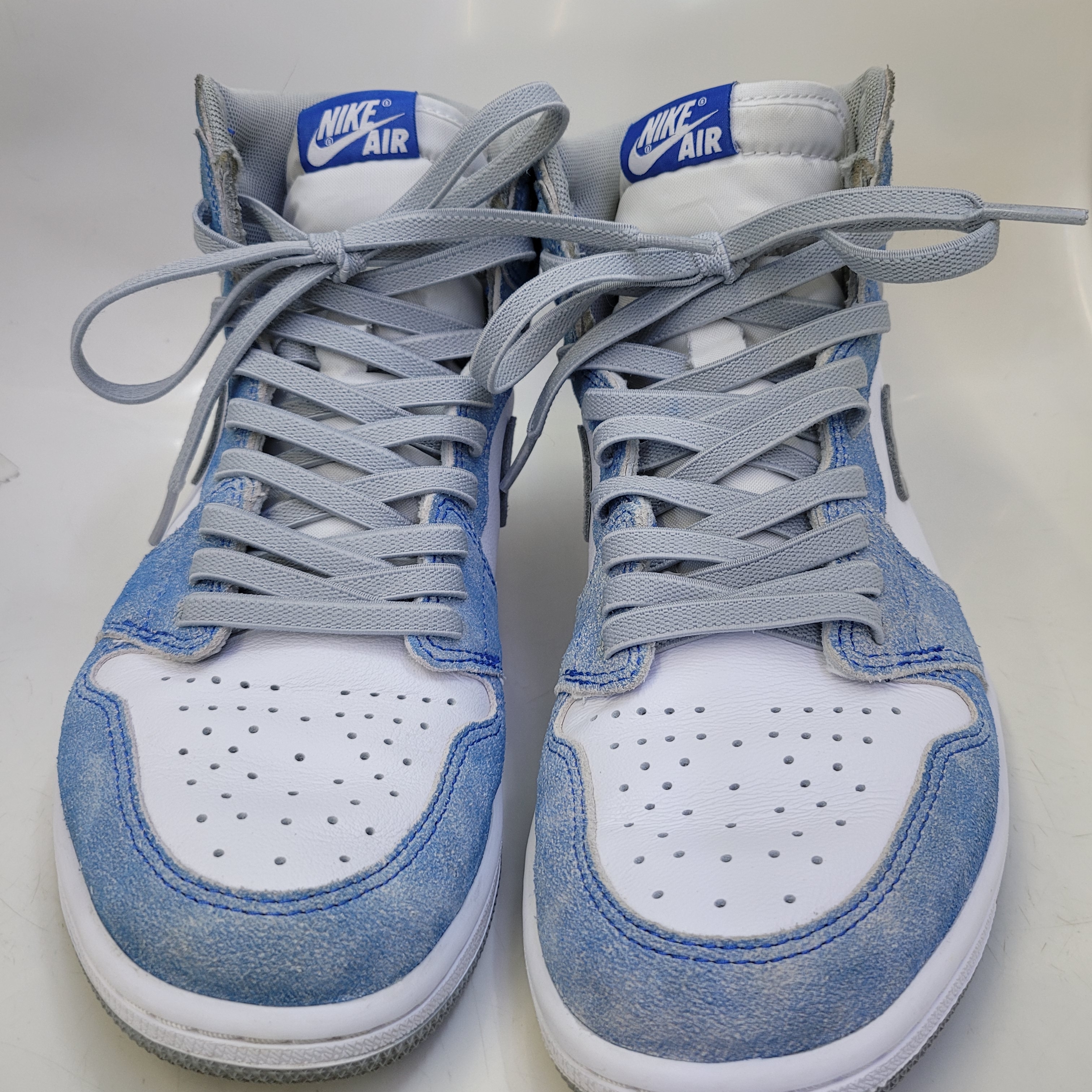 Jordan 1 Retro High OG Hyper Royal 착용 스타일