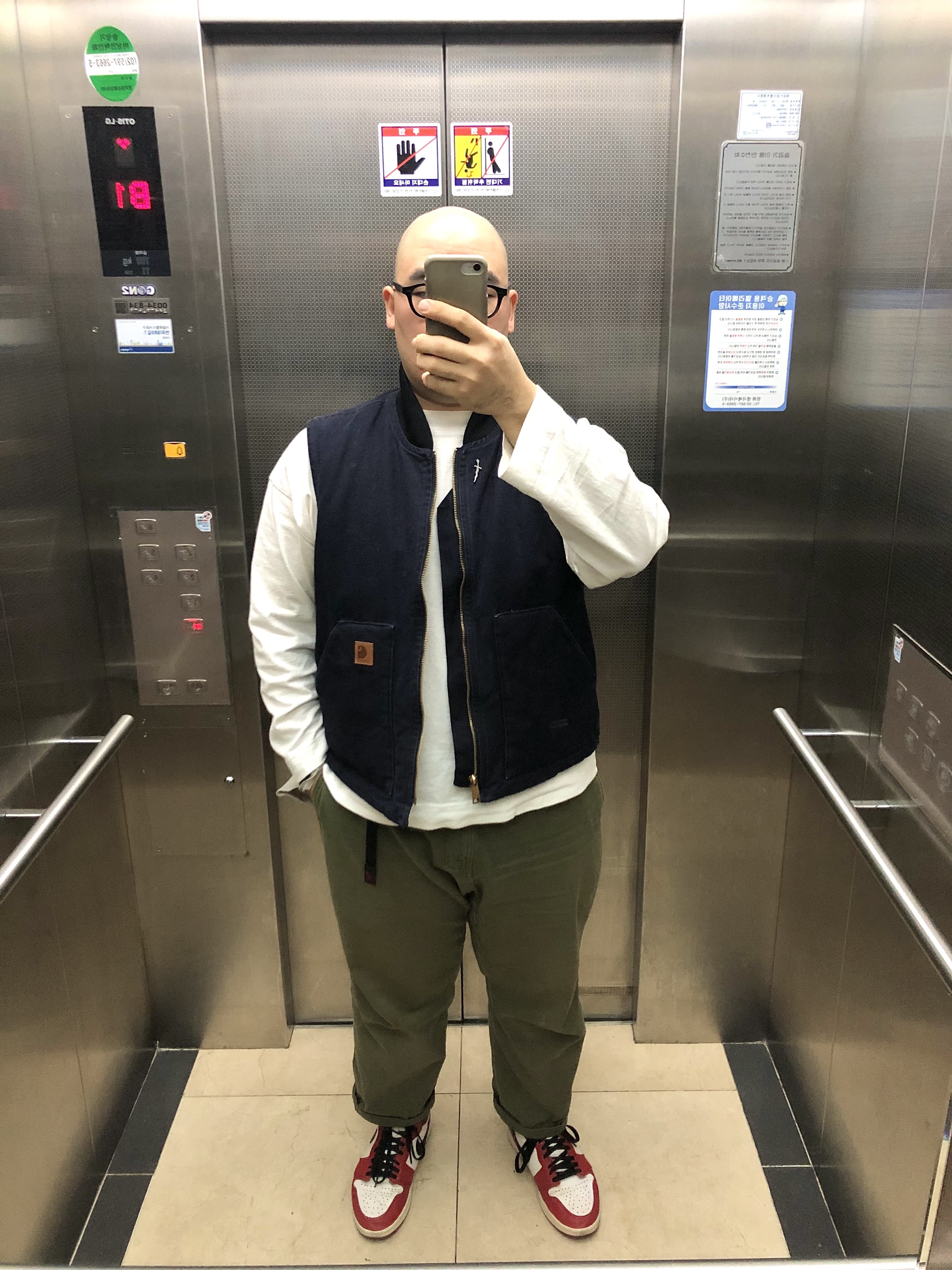 Supreme x Nike Double Zip Quilted Work Jacket Navy - 18FW, Supreme Gore-Tex Corduroy Camp Cap Navy - 21FW 착용 스타일 - 3