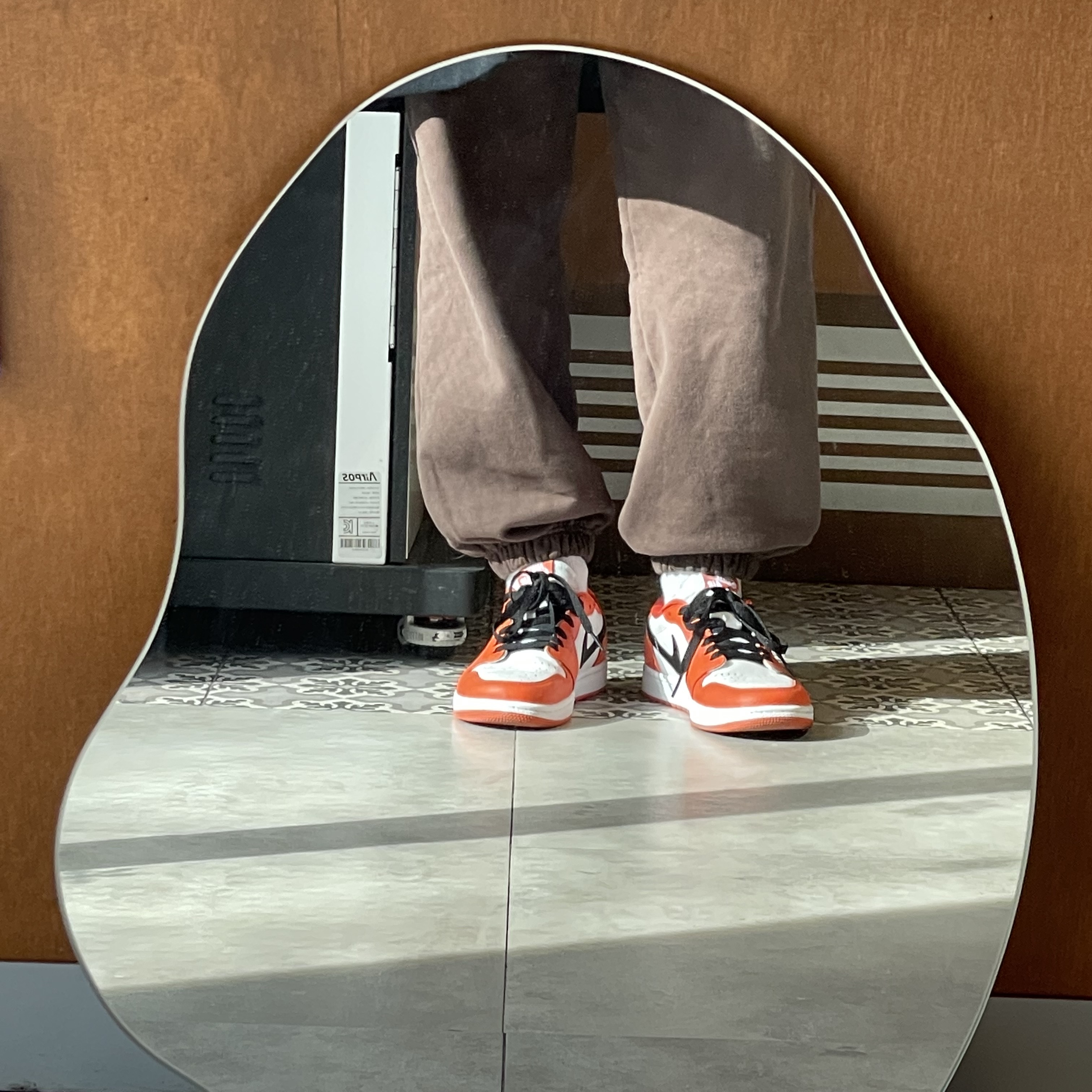 Jordan 1 Low OG Starfish 착용 스타일