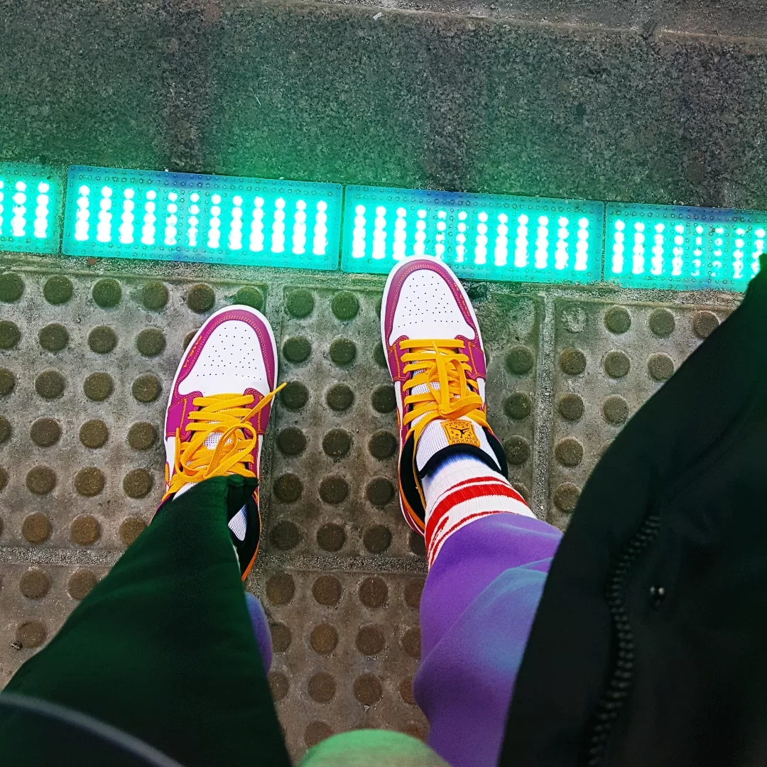 Jordan 1 Mid DOD Familia 착용 스타일 - 2