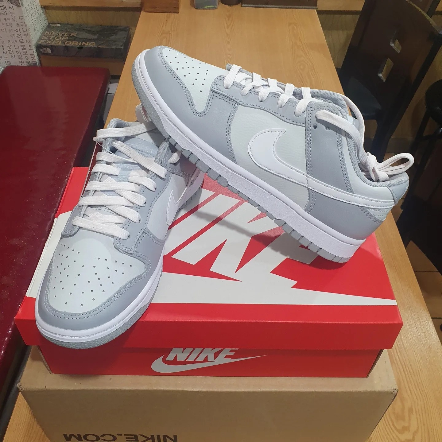 Nike Dunk Low Retro Wolf Grey 착용 스타일 - 1