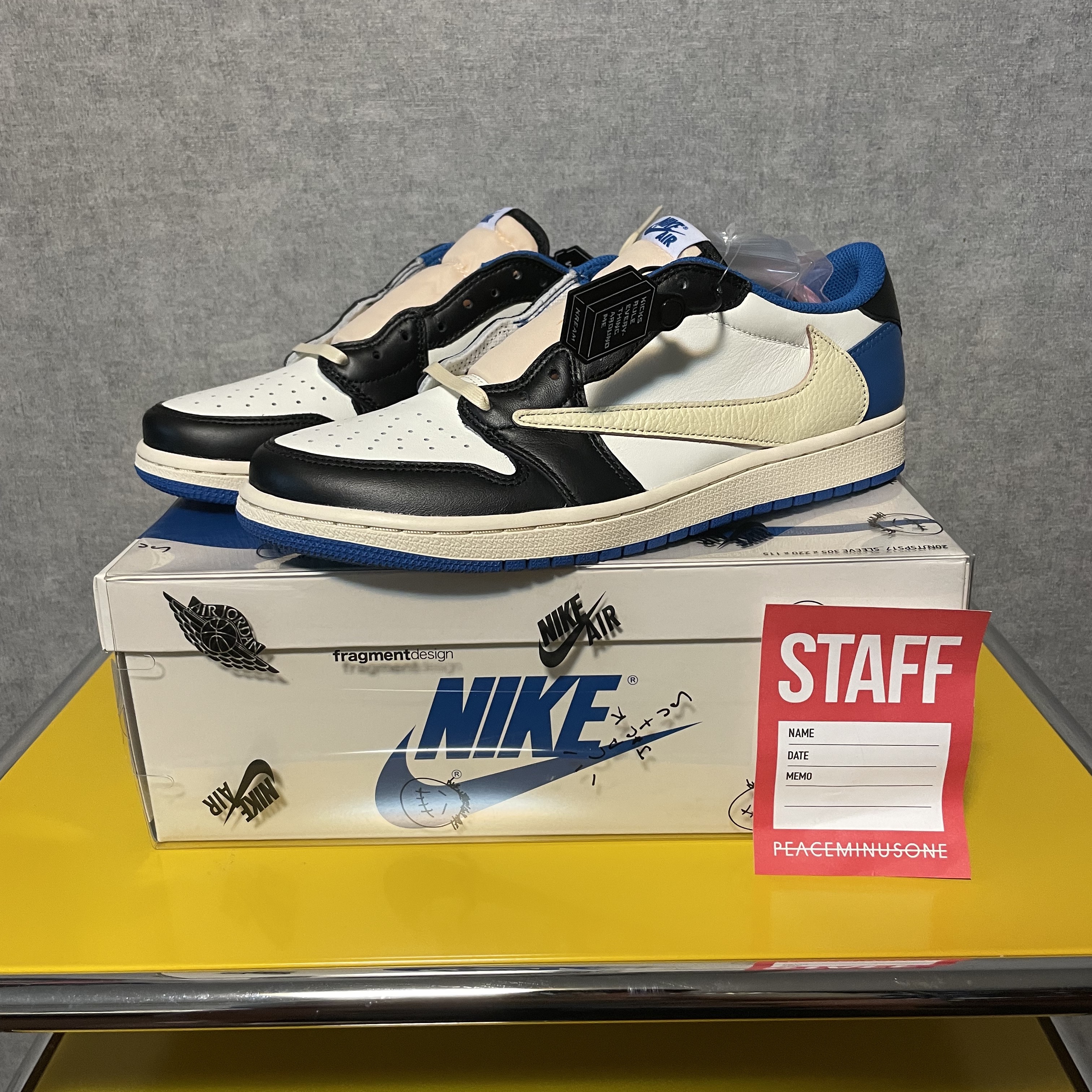 Jordan 1 x Travis Scott x Fragment Retro Low OG SP Military Blue 착용 스타일
