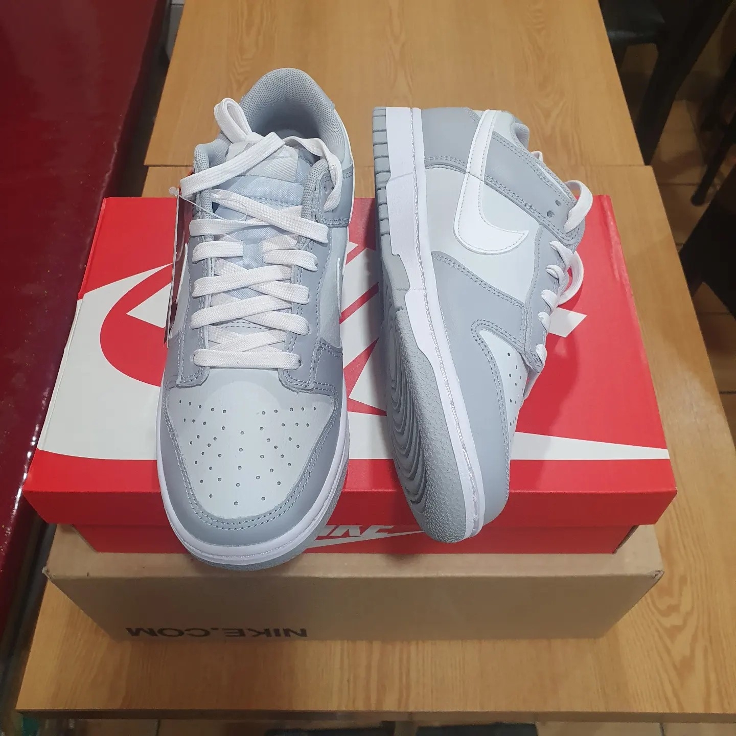 Nike Dunk Low Retro Wolf Grey 착용 스타일 - 3