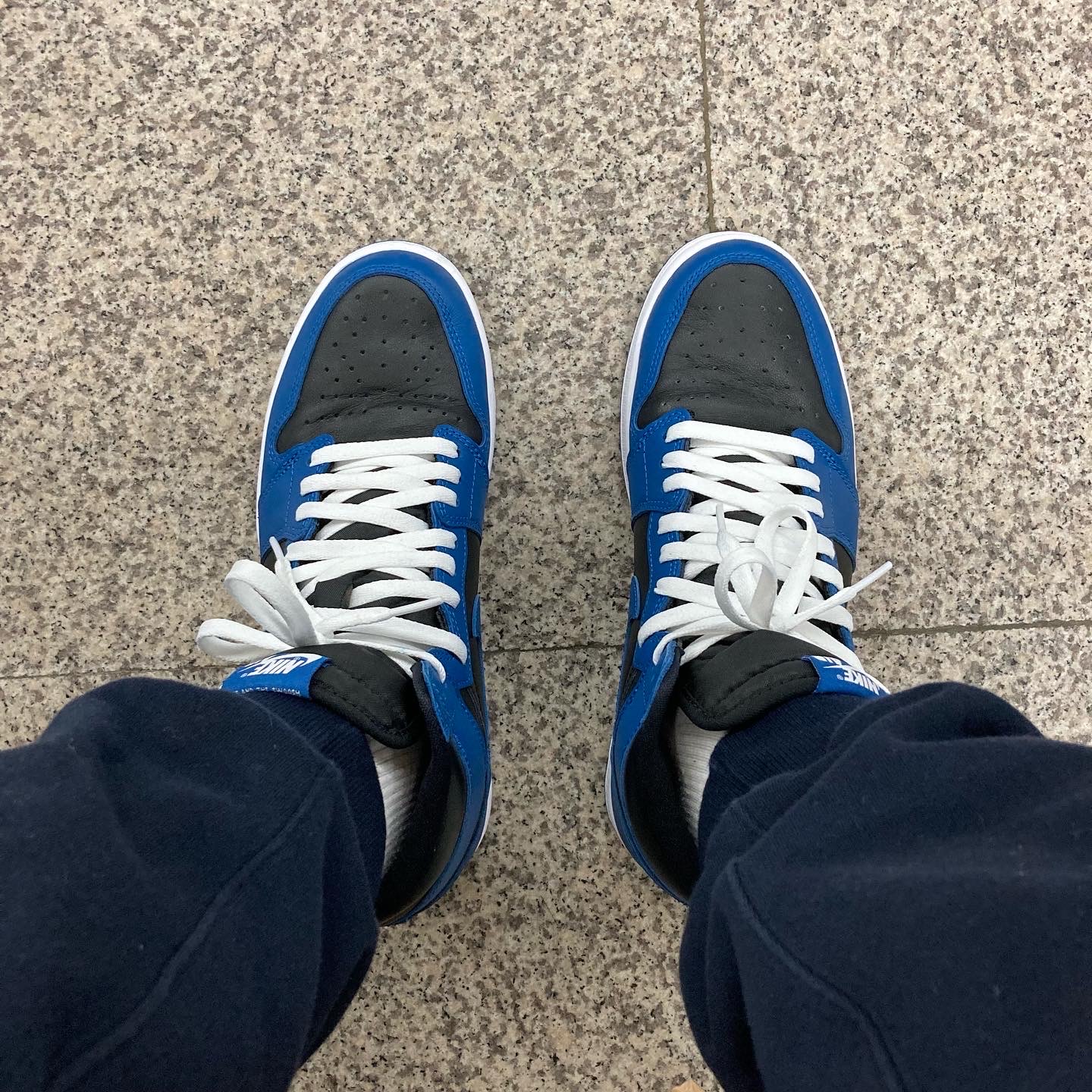 Jordan 1 Retro High OG Dark Marina Blue 착용 스타일