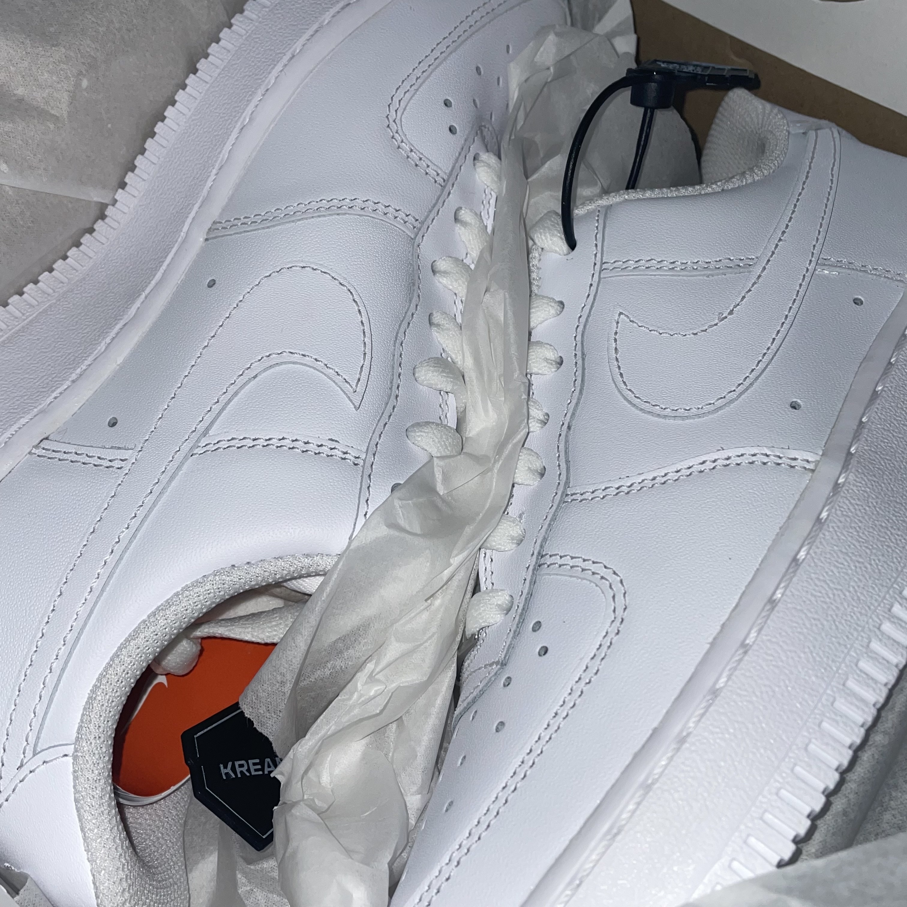 Nike Air Force 1 '07 Low White, (W) Nike Air Force 1 '07 Low White 착용 스타일 - 3