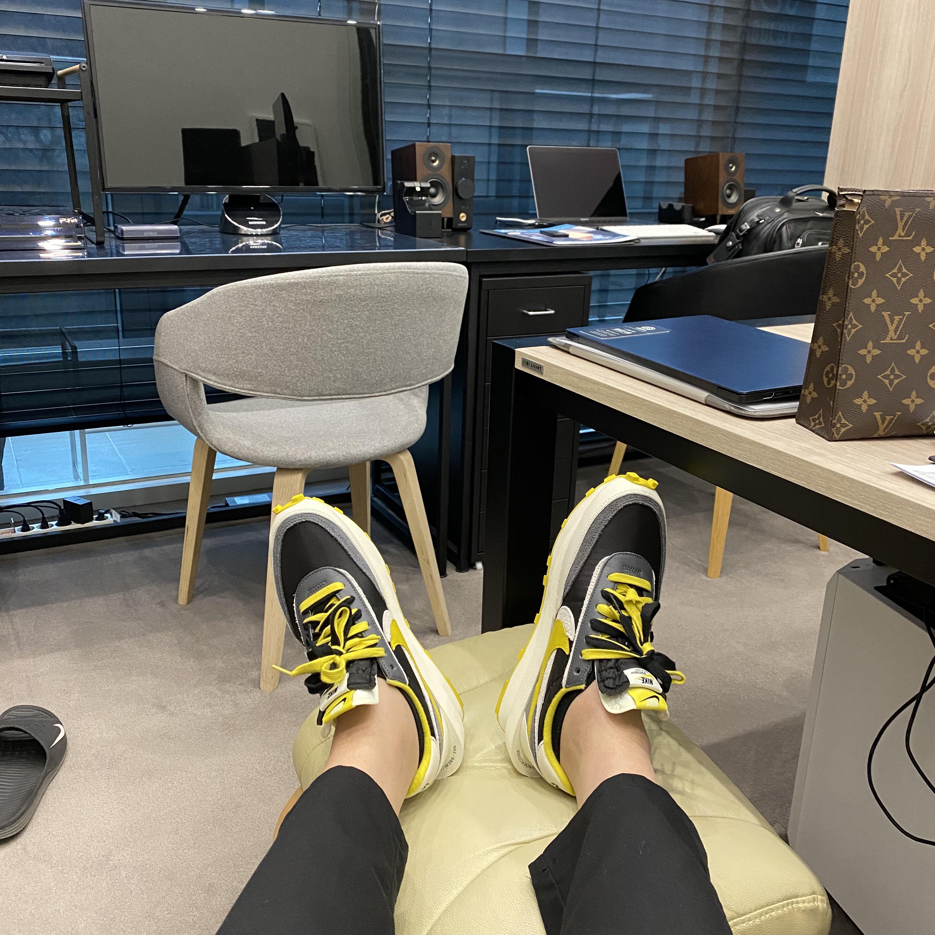 Nike x Sacai x Undercover LDWaffle Black Bright Citron 착용 스타일
