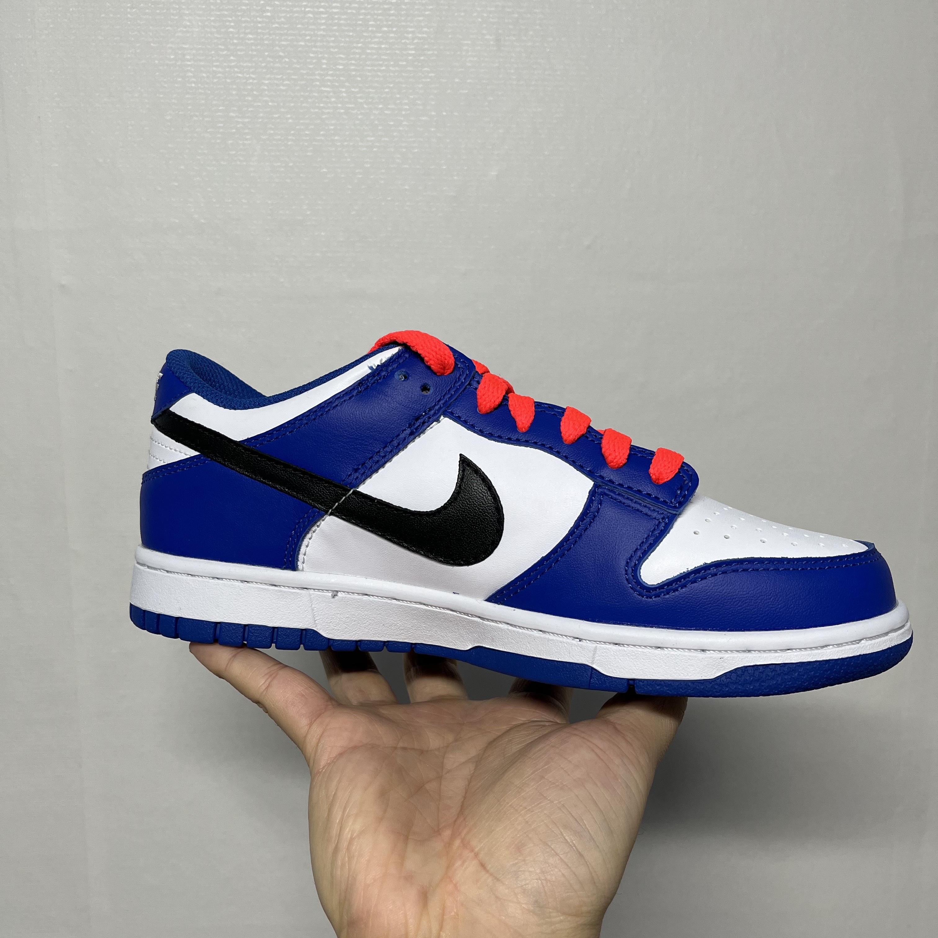 (GS) Nike Dunk Low Bright Crimson Game Royal 착용 스타일 - 4