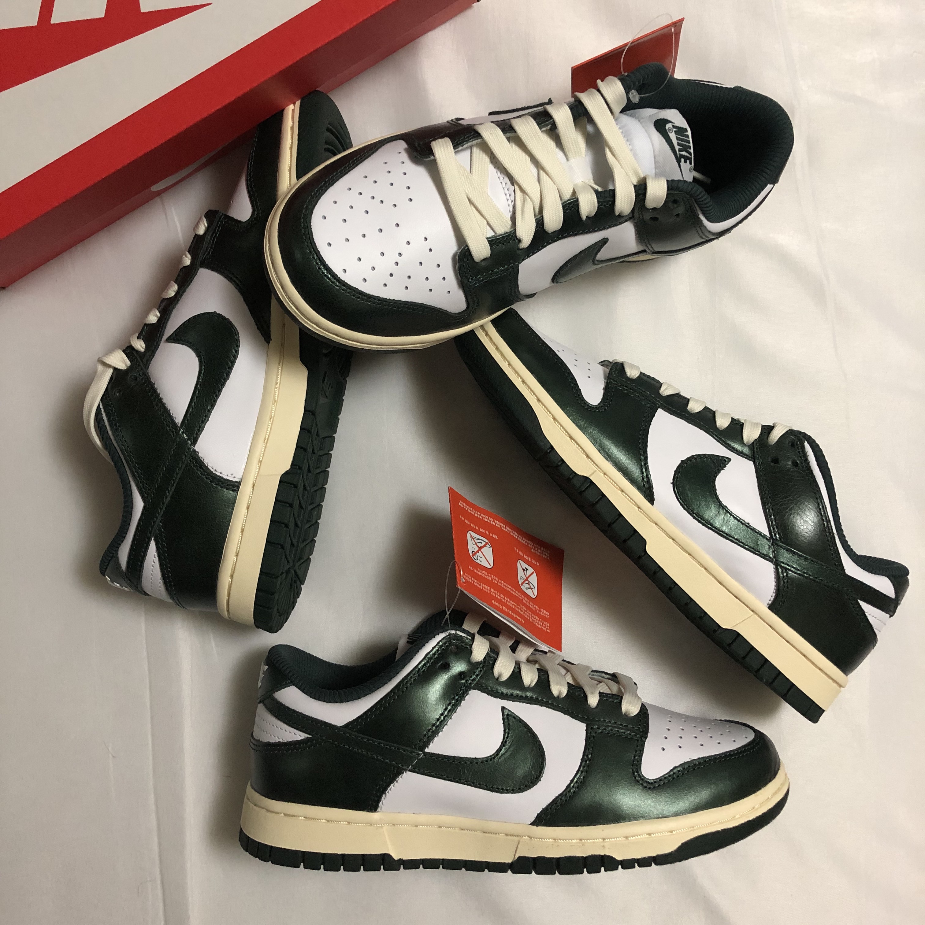 (W) Nike Dunk Low Vintage Green 착용 스타일
