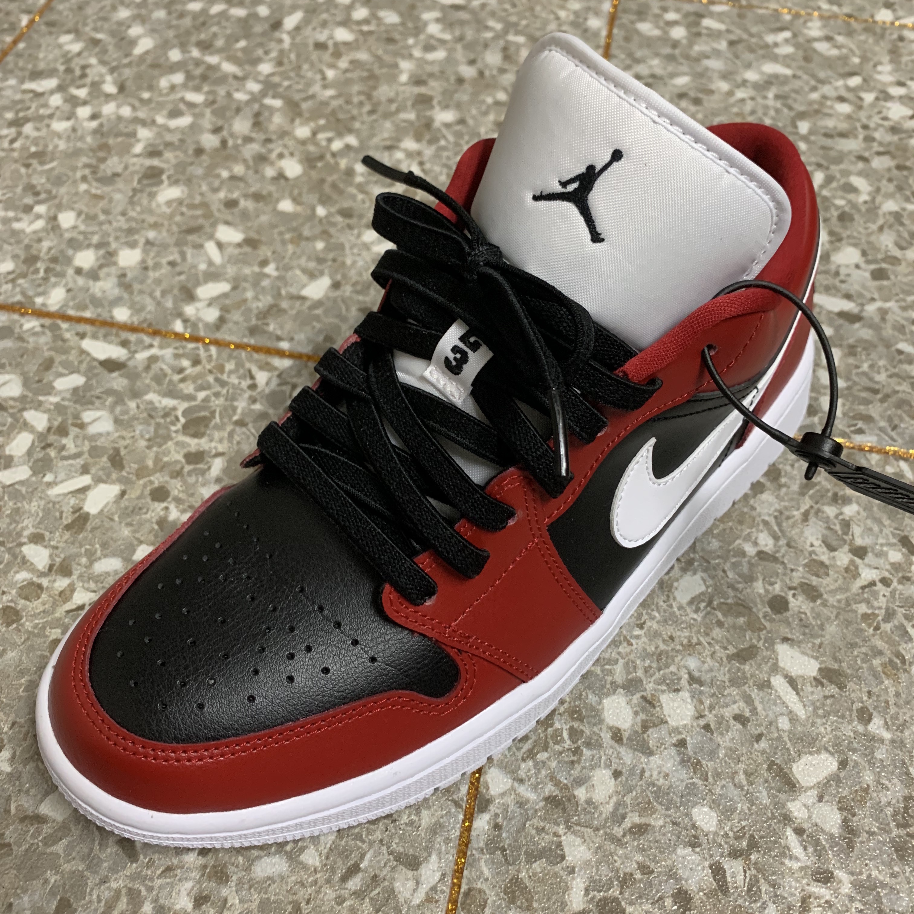 (W) Jordan 1 Low Chicago Flip 착용 스타일 - 4