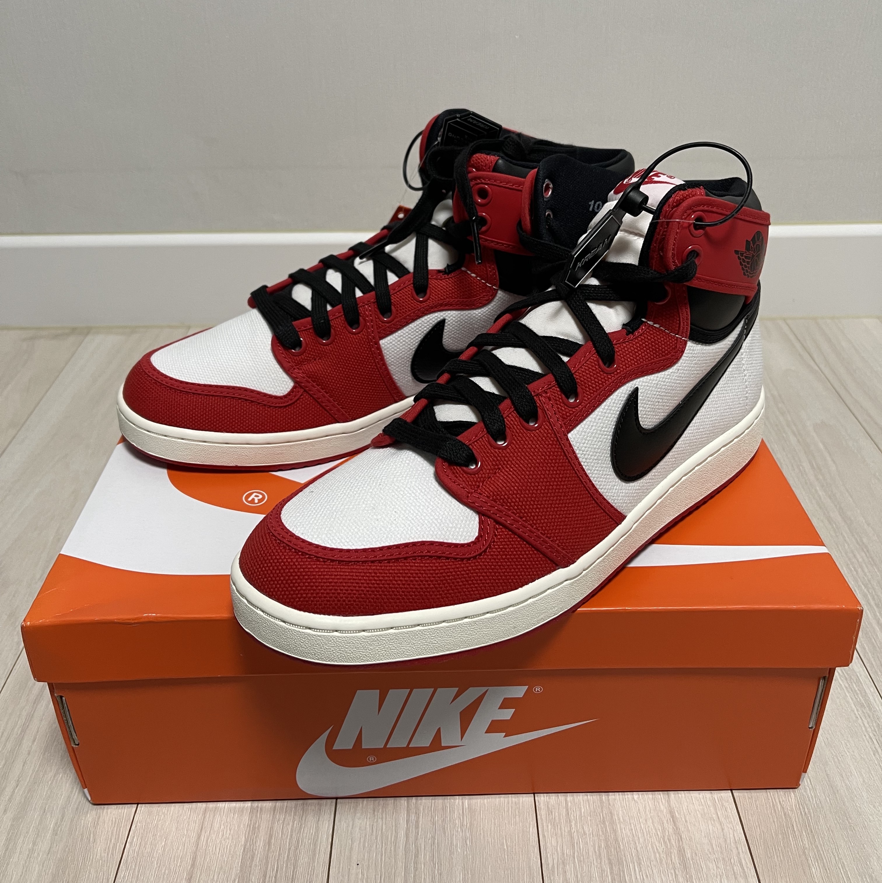 Jordan 1 KO Chicago 2021, Stussy Basic Stussy Hoodie Black 2021 착용 스타일 - 2