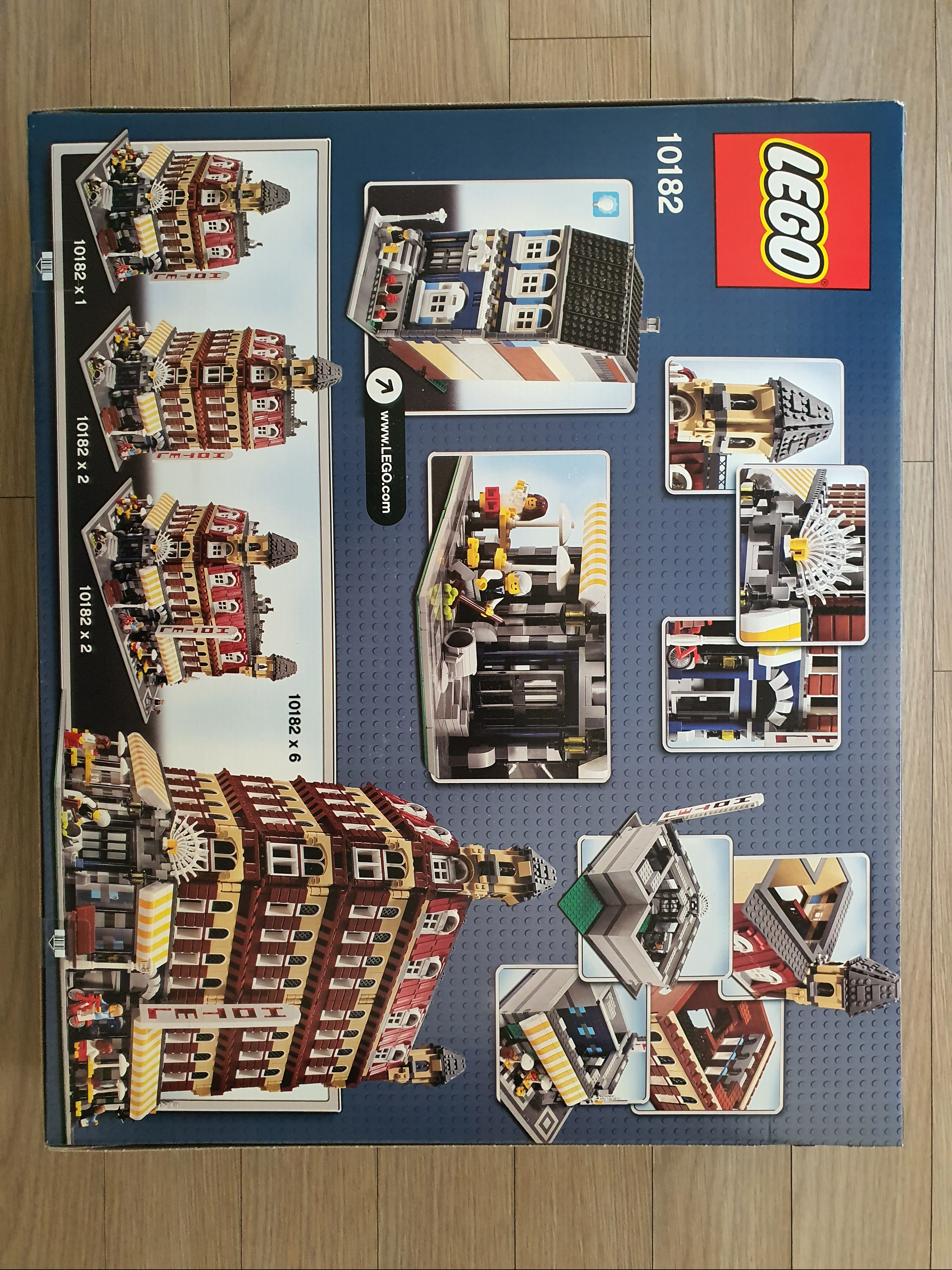 Lego Cafe Corner 착용 스타일 - 2