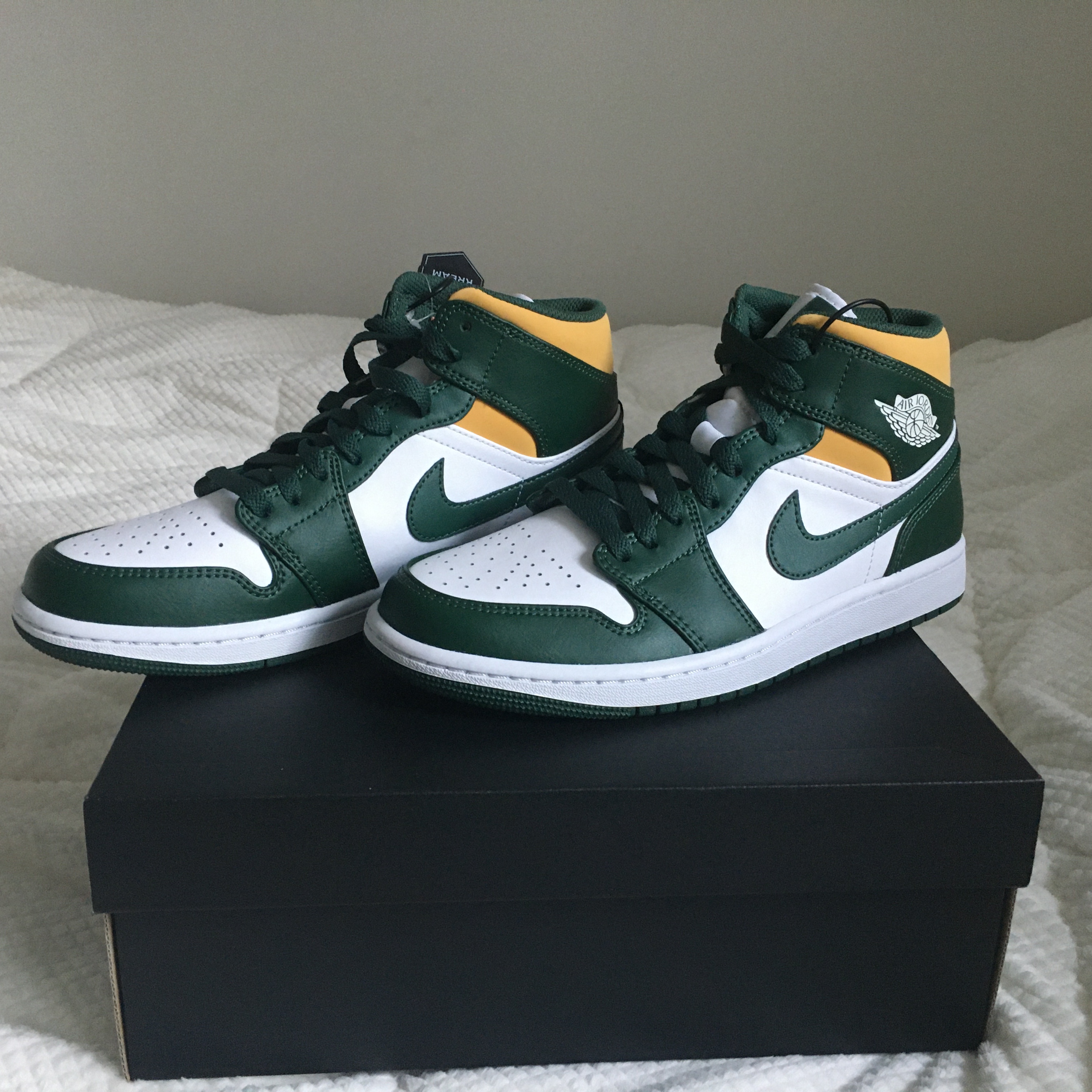 Jordan 1 Mid Sonics 2021 착용 스타일 - 2