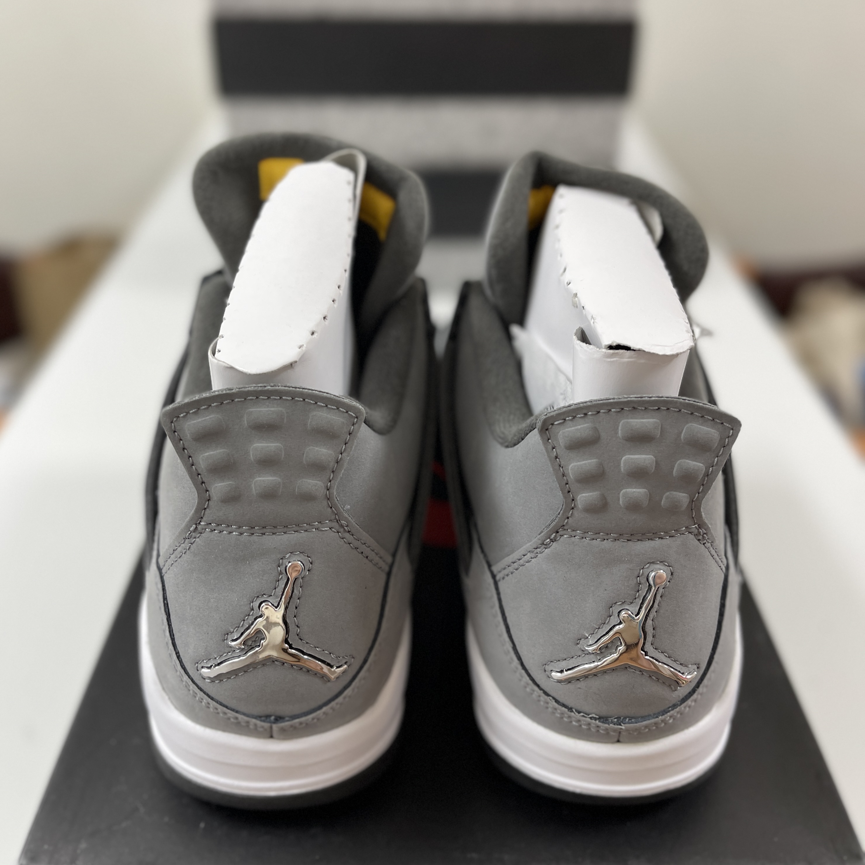 Jordan 4 Retro Cool Grey 2019 착용 스타일 - 4
