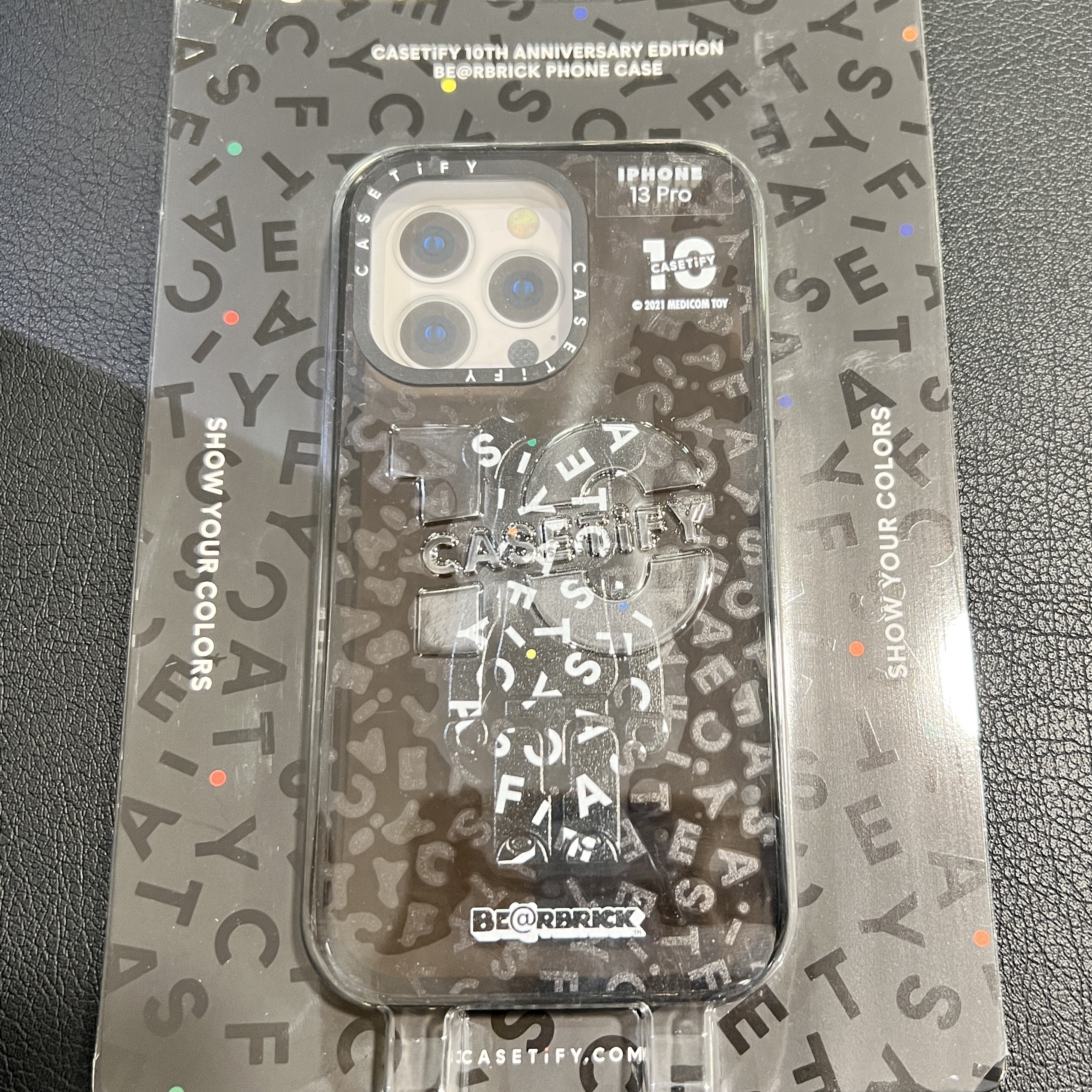 Casetify x Bearbrick 10th Anniversary Monogram Impact iPhone Case Double Black 착용 스타일