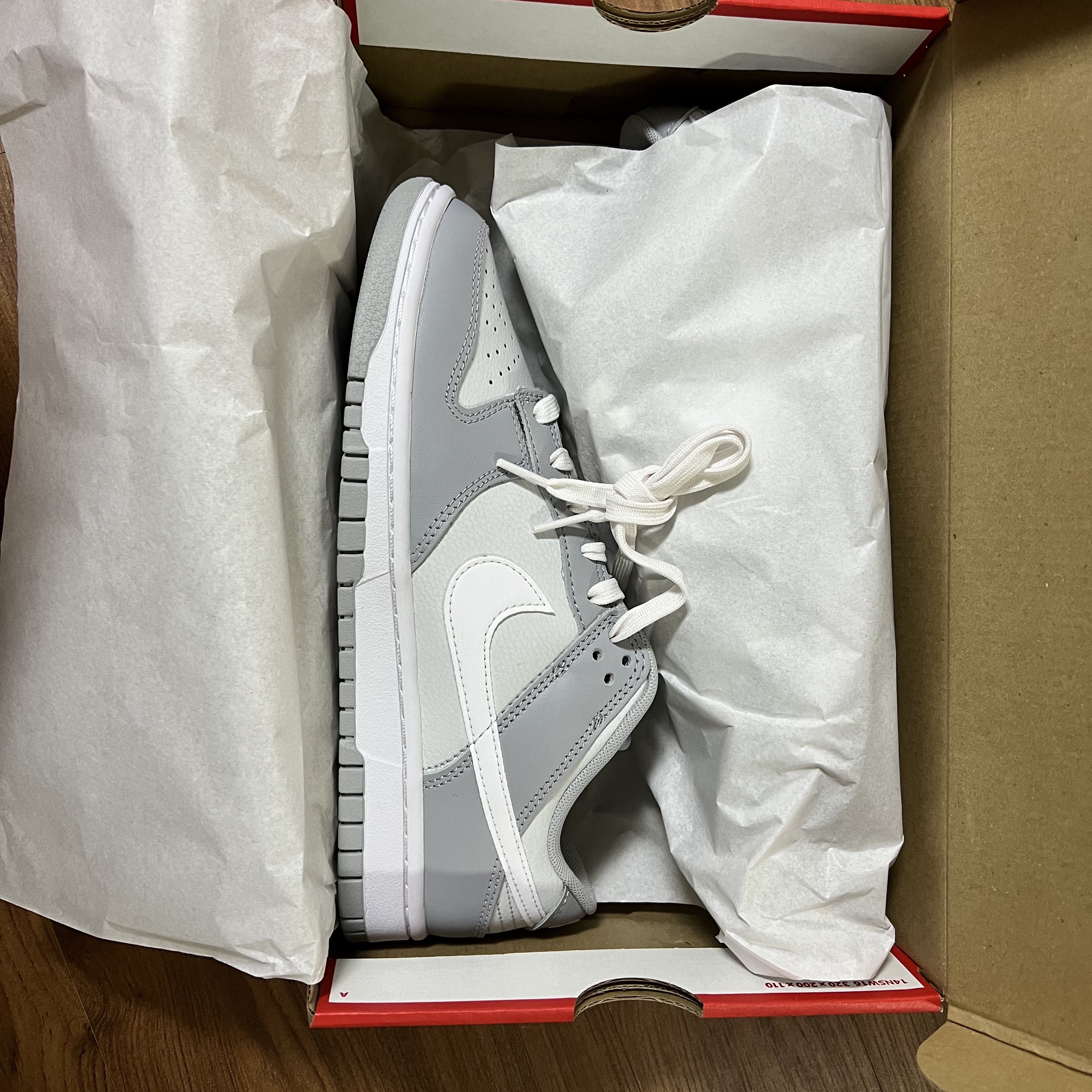 Nike Dunk Low Retro Wolf Grey 착용 스타일