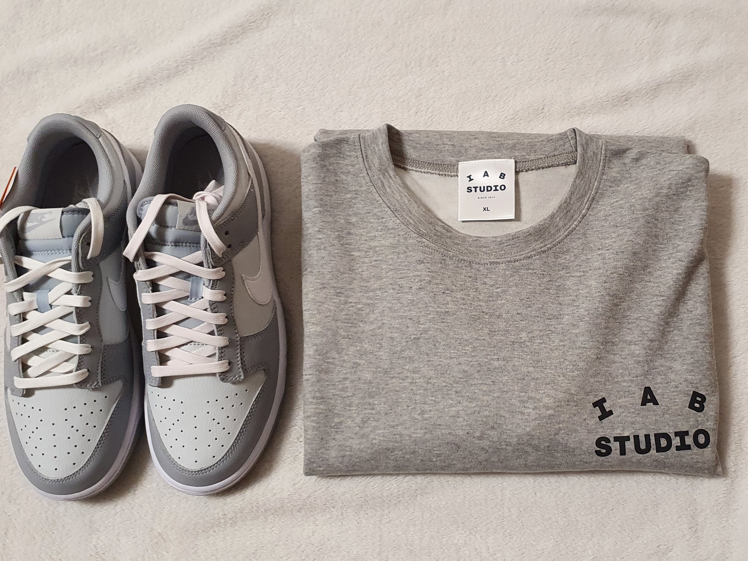 IAB Studio Long Sleeve Gray, Nike Dunk Low Retro Wolf Grey 착용 스타일 - 1