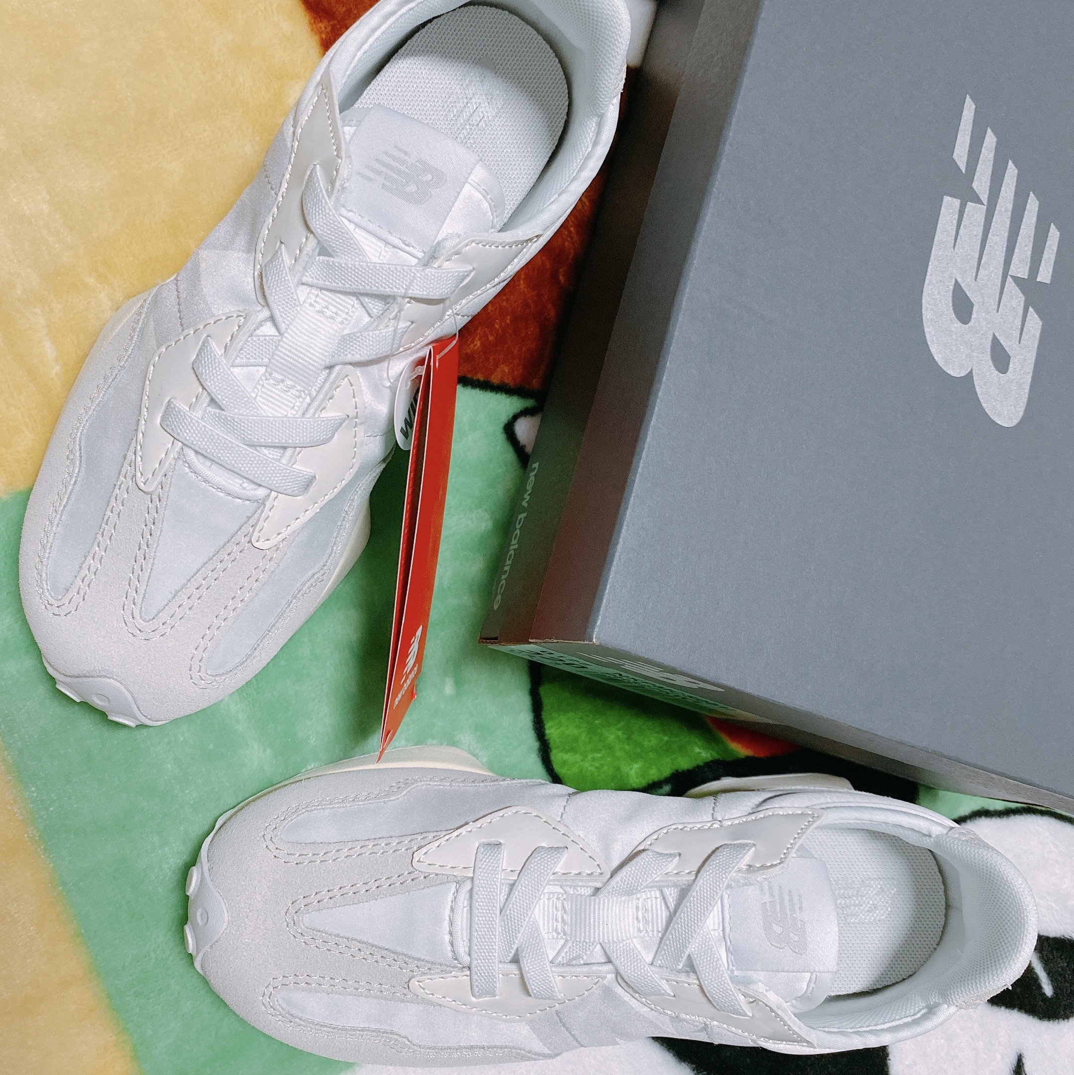 (PS) New Balance 327 Moonbeam 착용 스타일 - 1