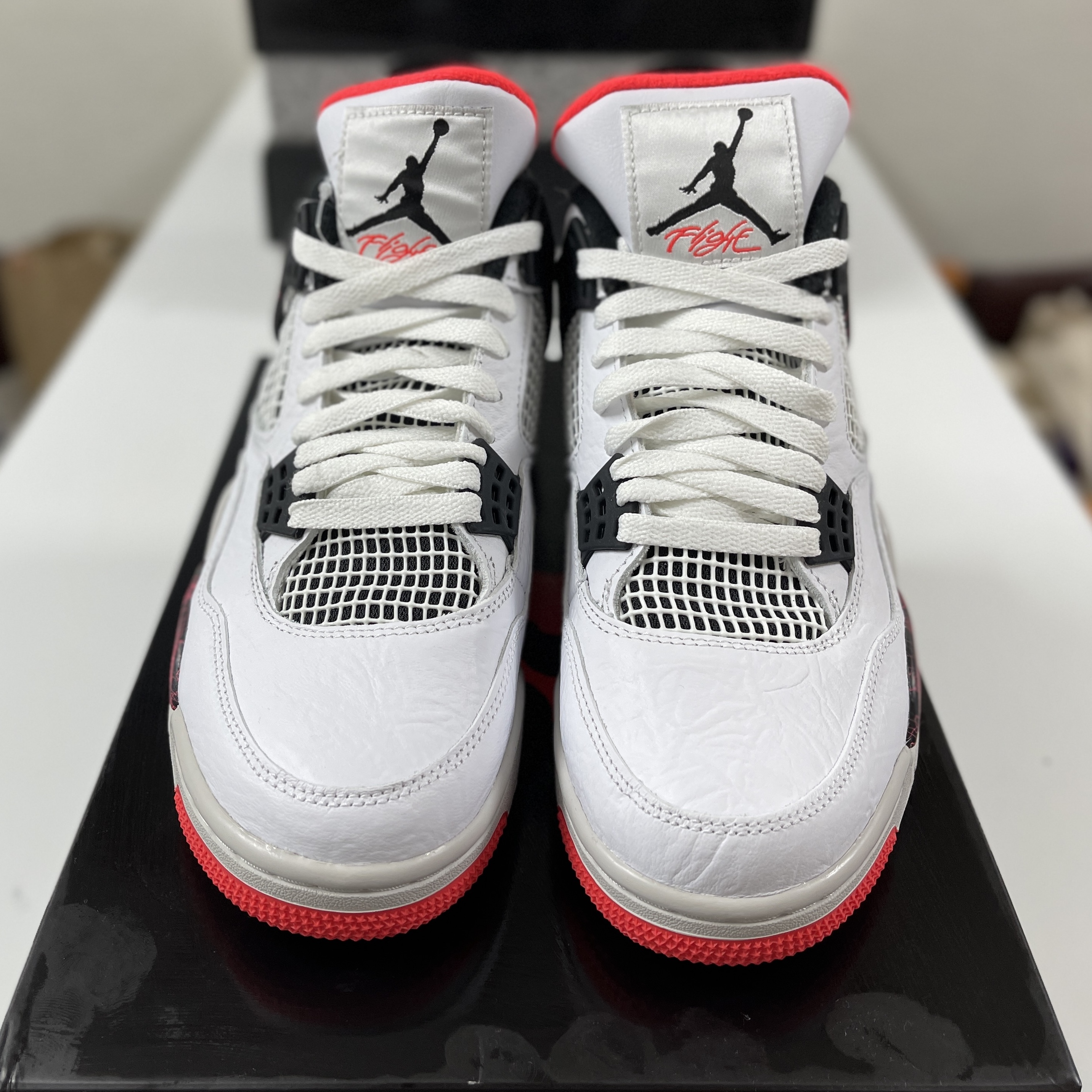 Jordan 4 Retro Flight Nostalgia 착용 스타일 - 3