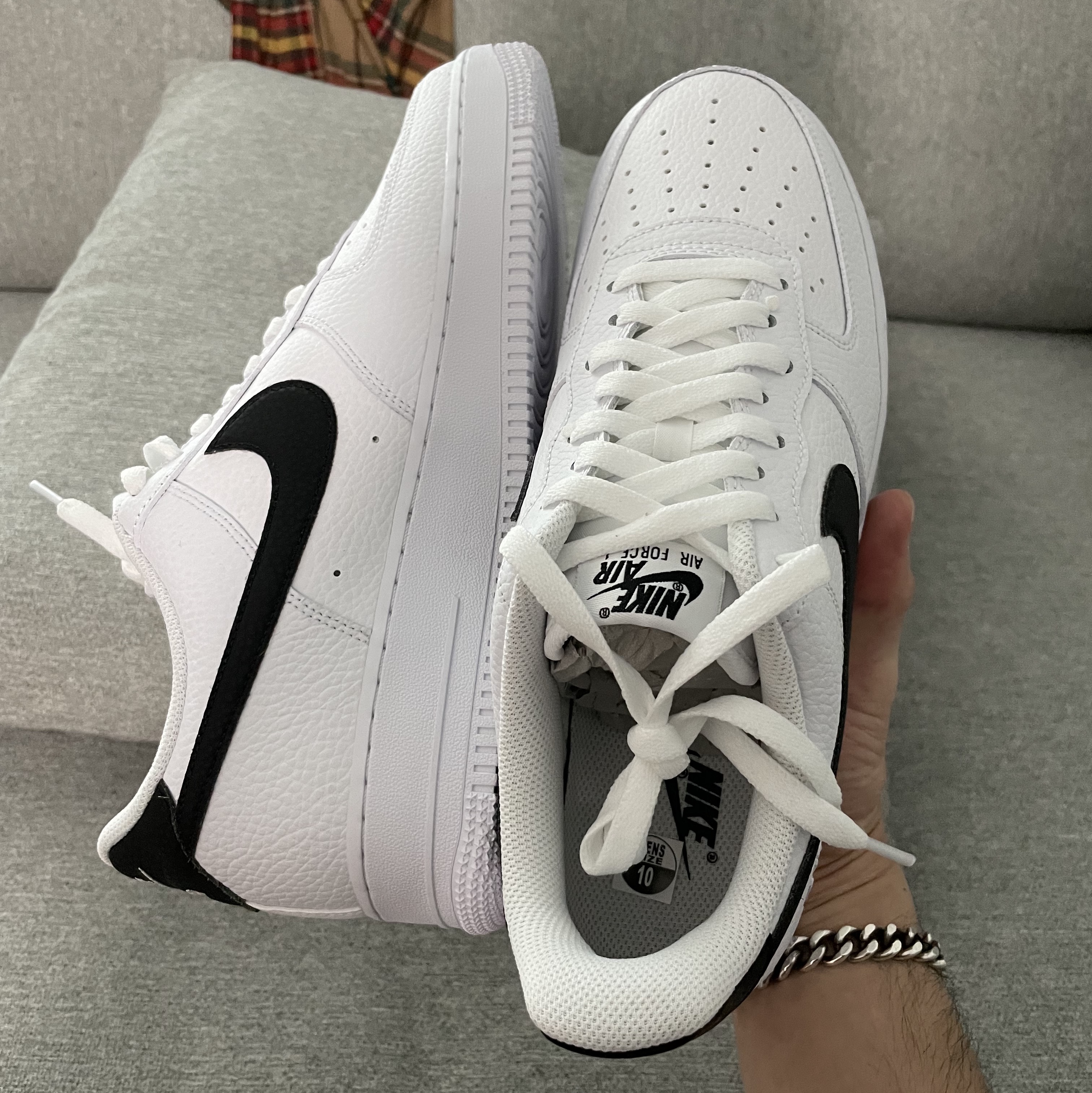 Nike Air Force 1 '07 White Black 착용 스타일