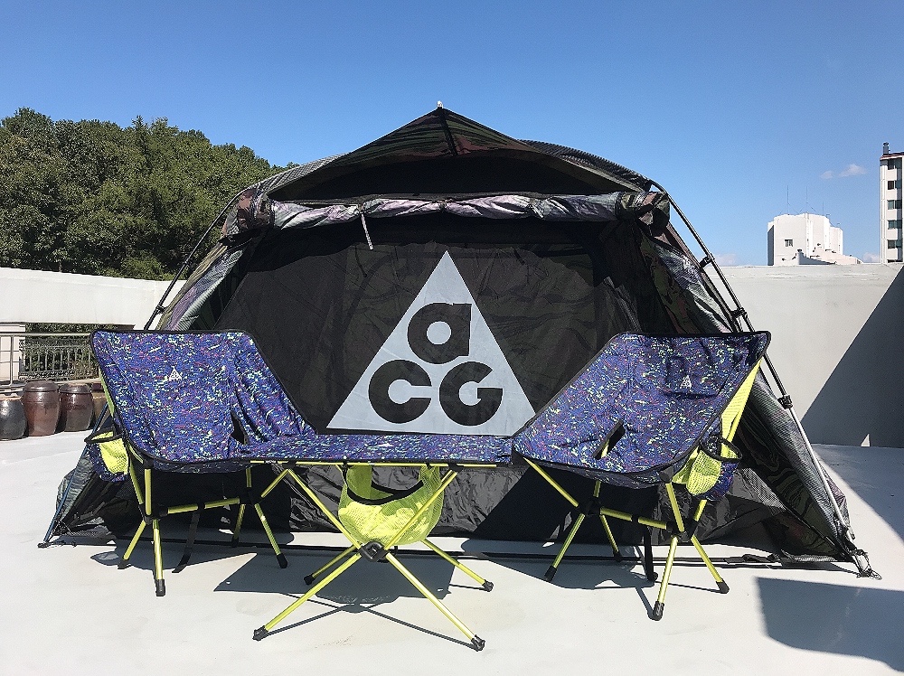 Helinox x ACG Tent 20FW (Red Label) 착용 스타일 - 1