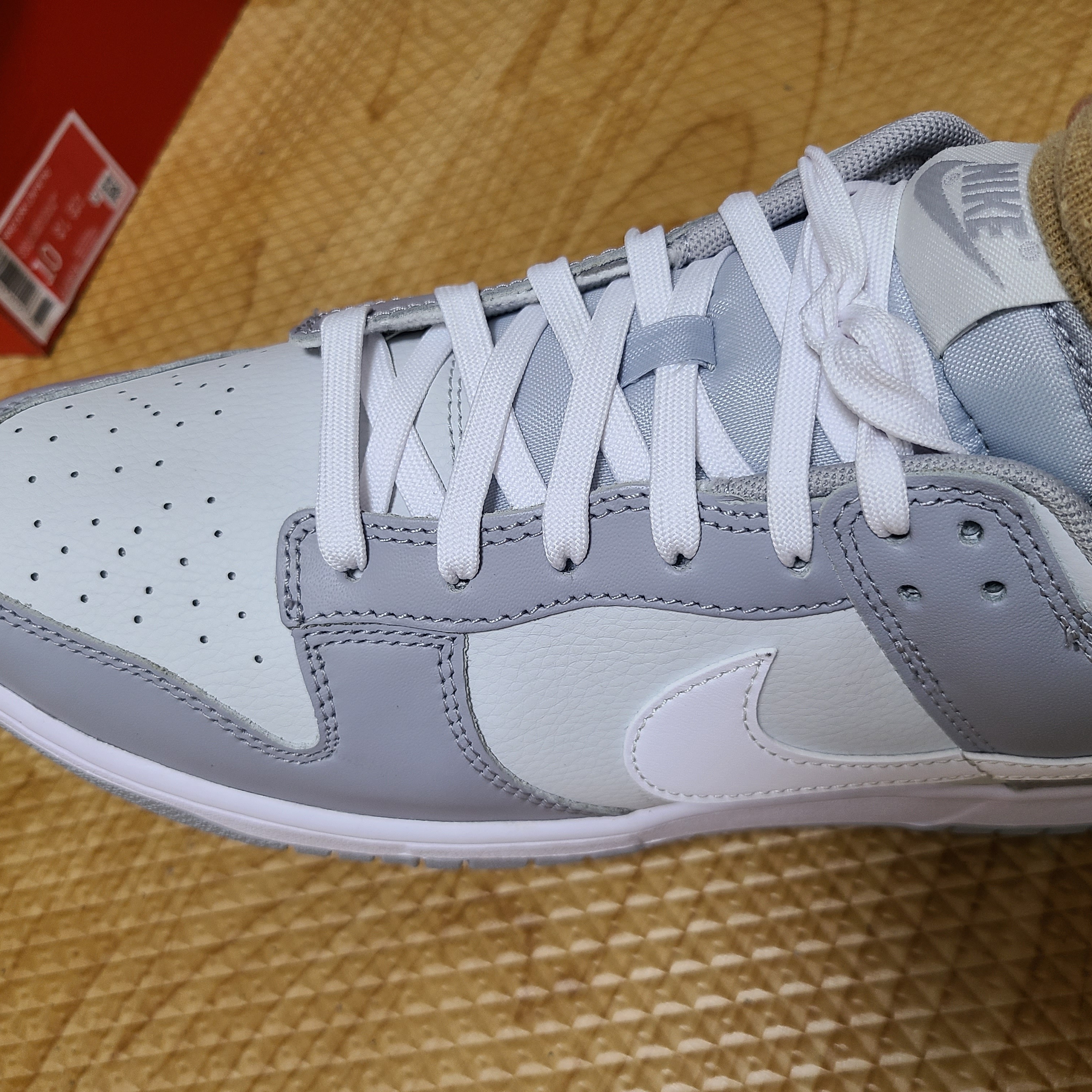 Nike Dunk Low Retro Wolf Grey 착용 스타일