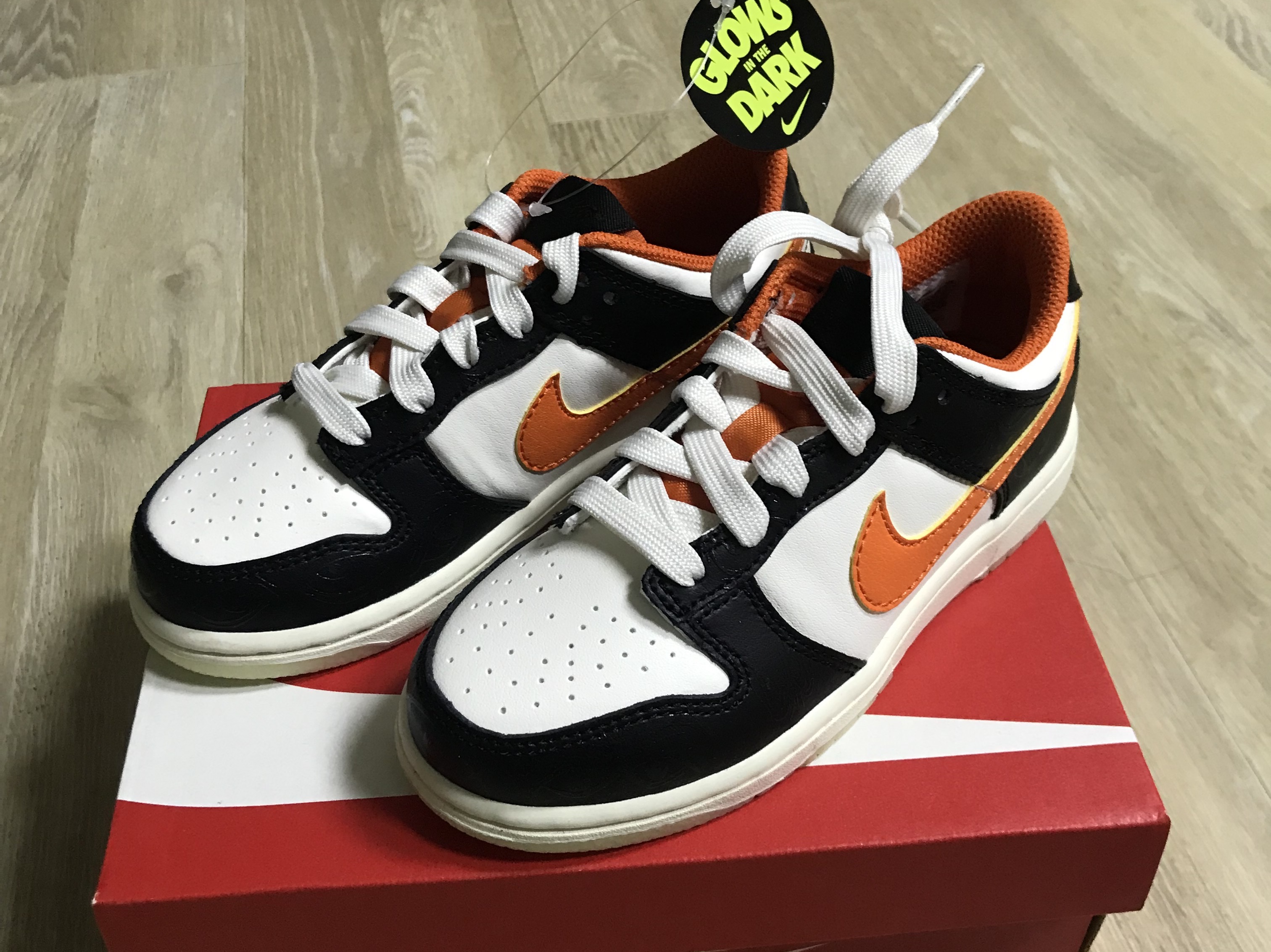 (PS) Nike Dunk Low PRM Halloween 착용 스타일