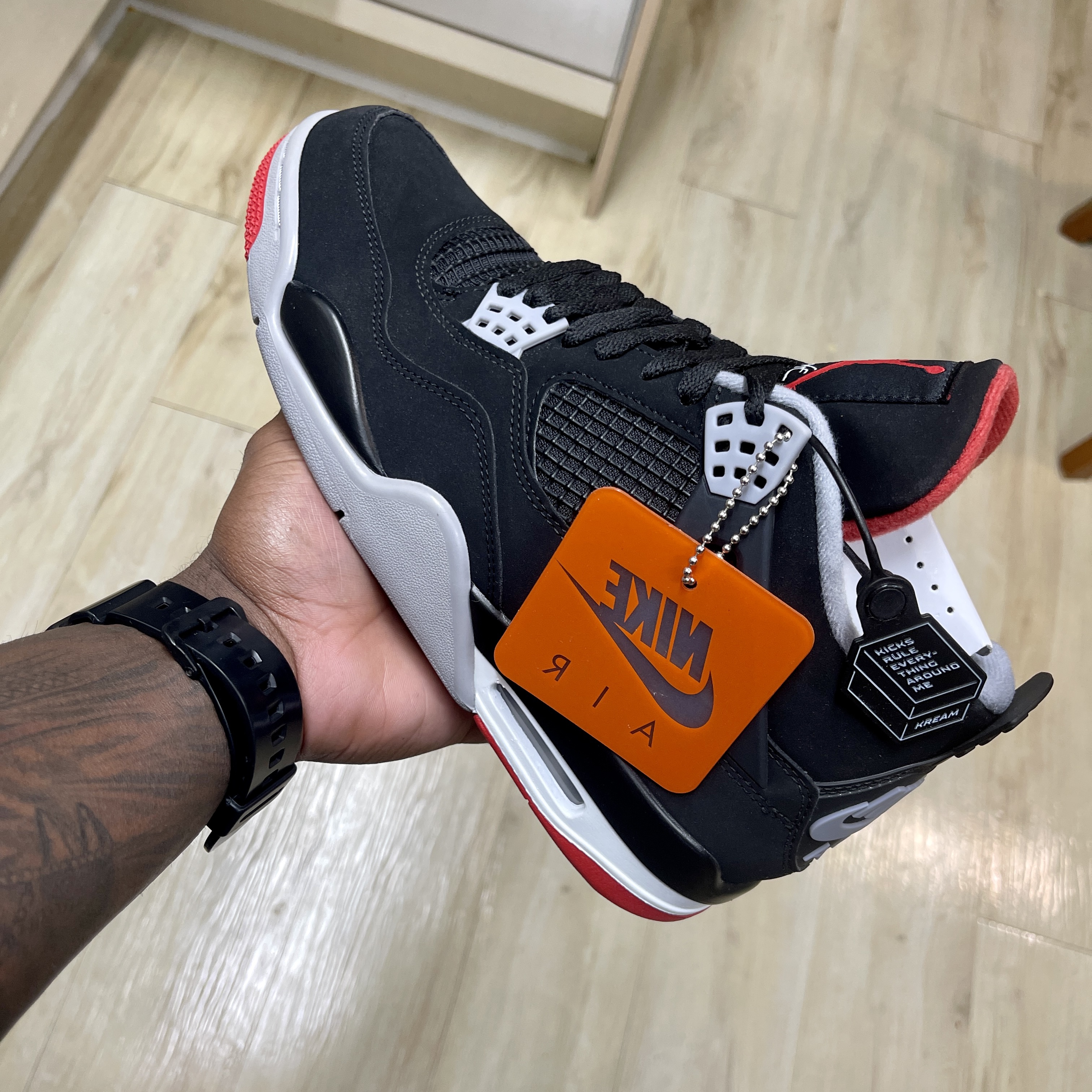 Jordan 4 Retro Bred 2019 착용 스타일 - 1