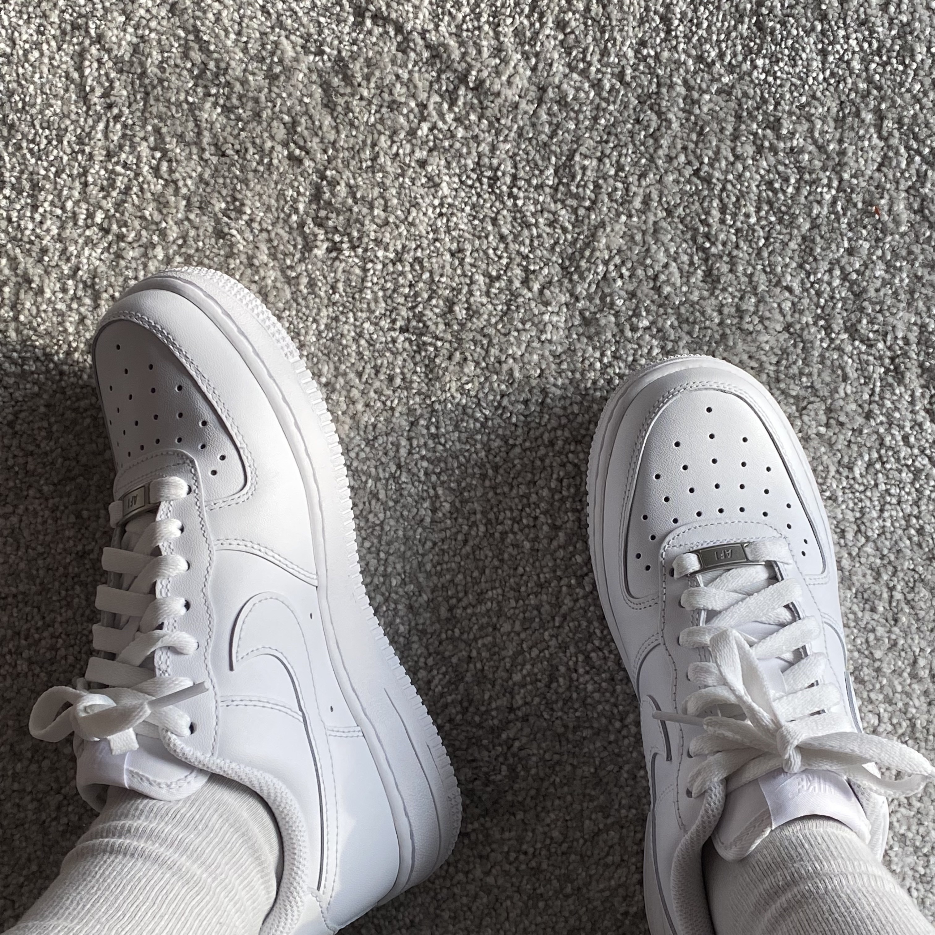(W) Nike Air Force 1 '07 Low White, Nike Air Force 1 '07 Low White 착용 스타일 - 2