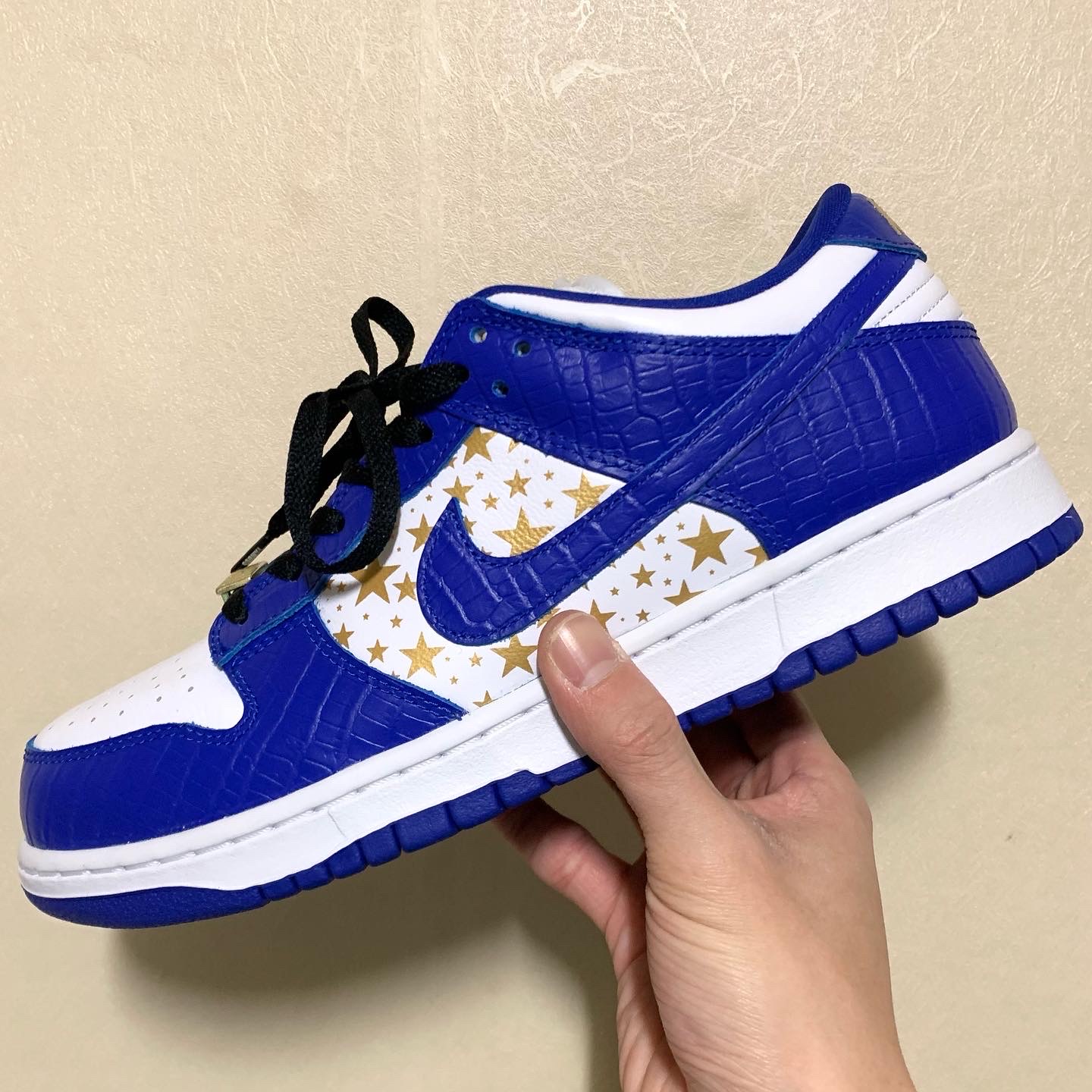 Nike x Supreme SB Dunk Low Hyper Blue, Nike SB Dunk Low Pro Premium Mummy 착용 스타일 - 3