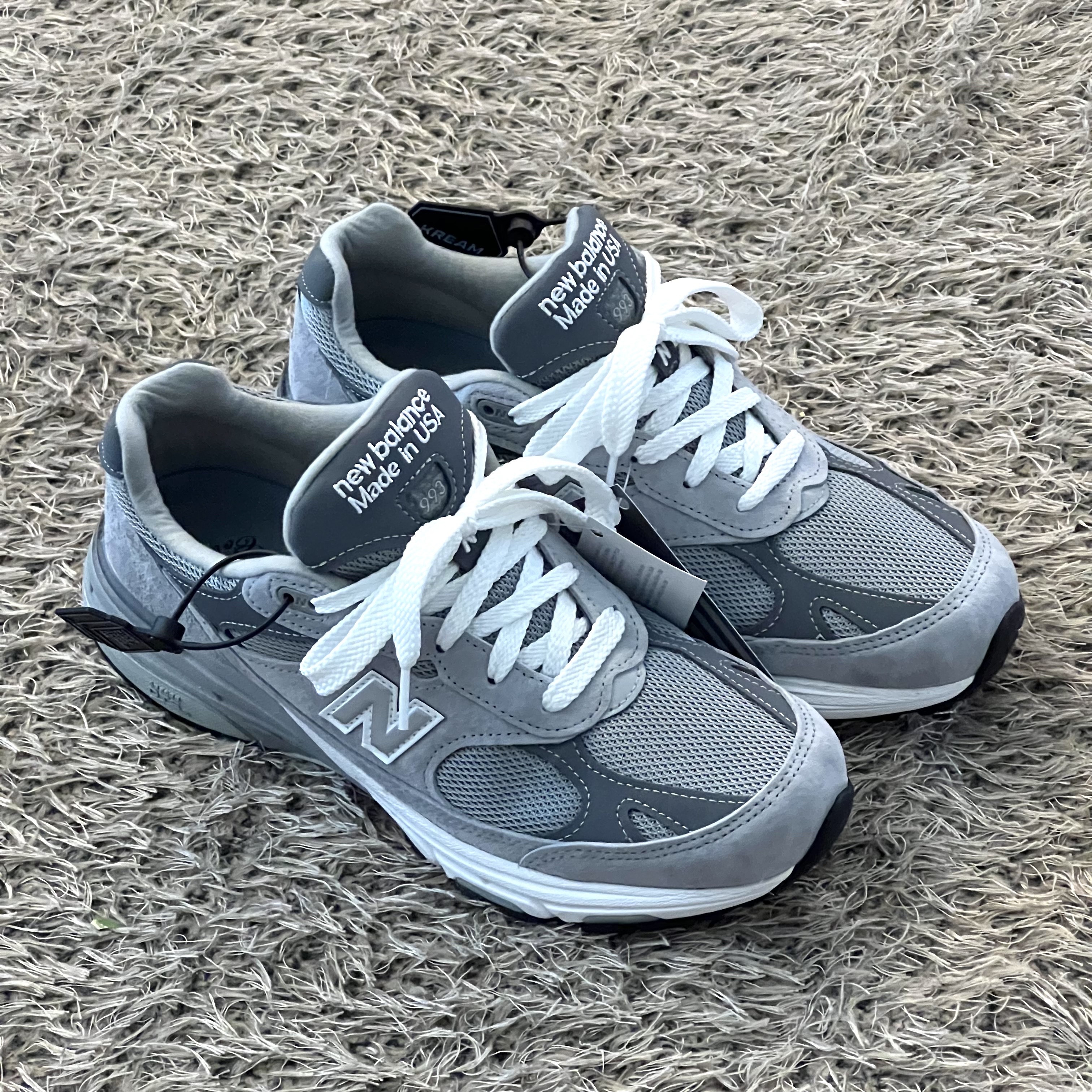 (W) New Balance 993 Made in USA Grey - B Standard 착용 스타일