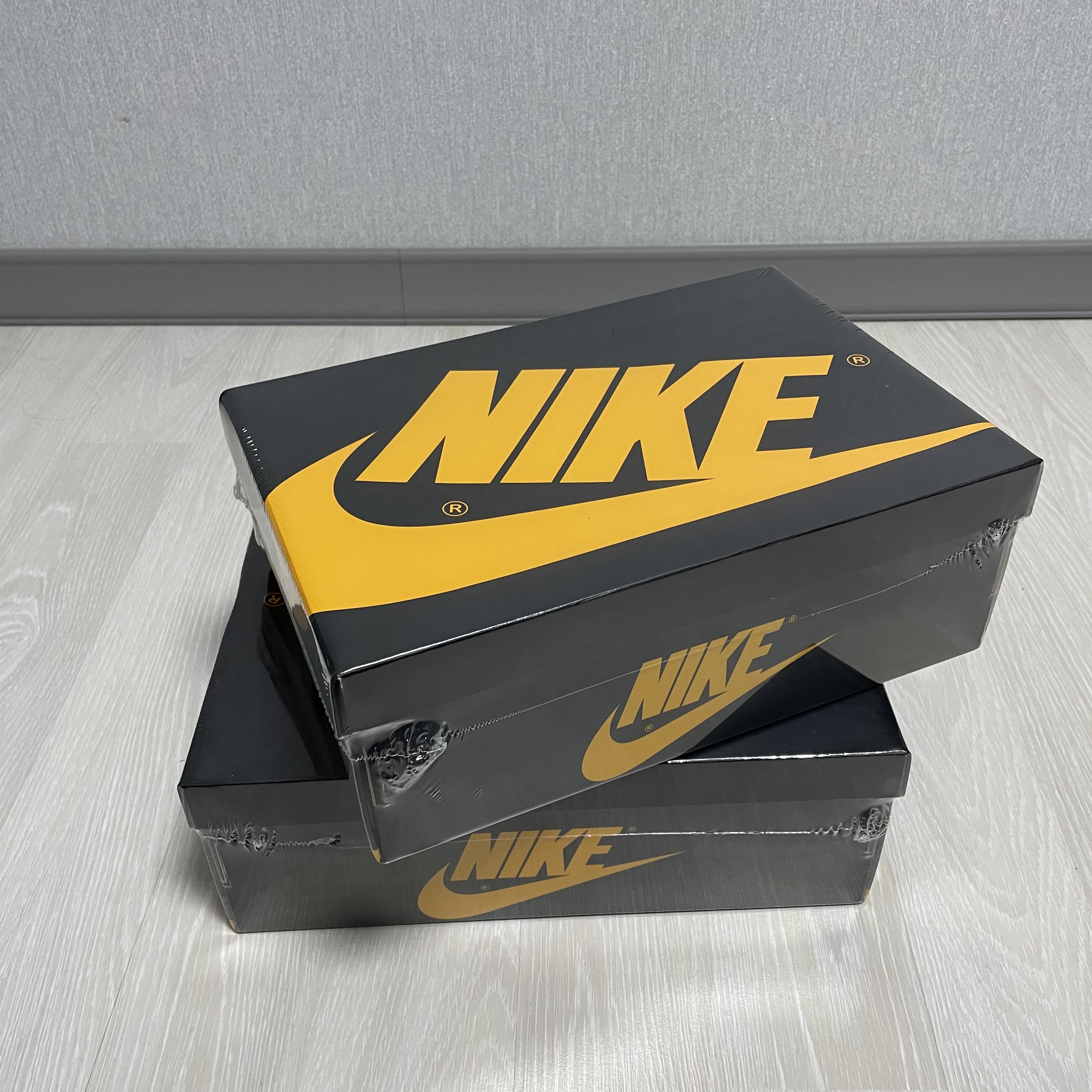 Jordan 1 Retro High OG Pollen, (GS) Jordan 1 Retro High OG Pollen 착용 스타일 - 1