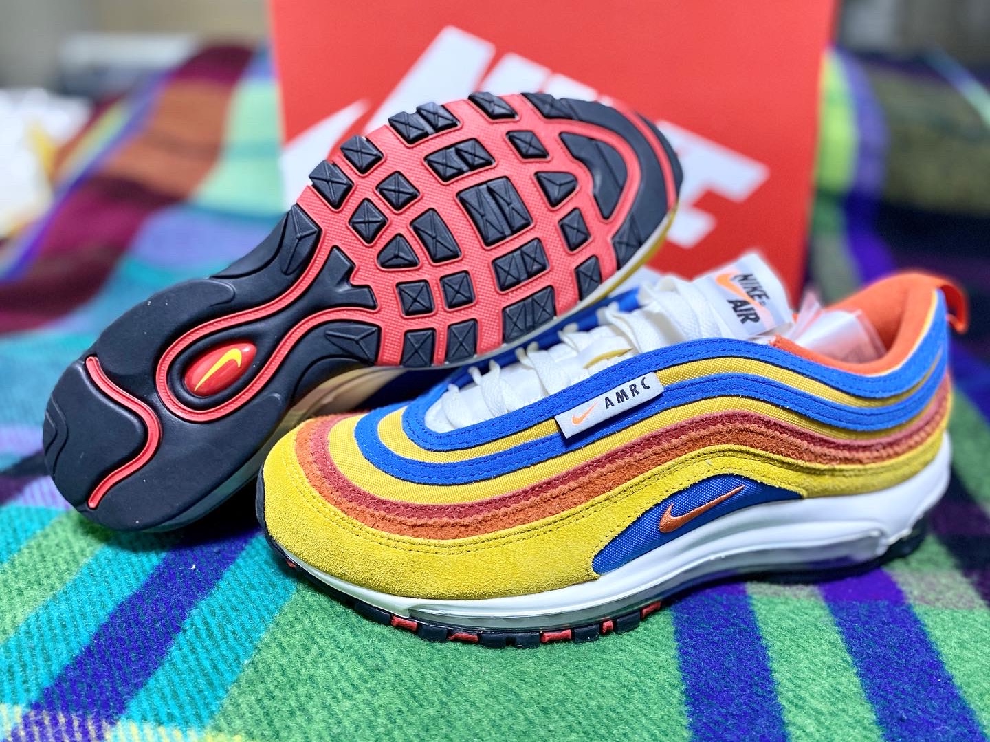 Nike Air Max 97 SE Air Max Running Club Pollen Orange 착용 스타일 - 3