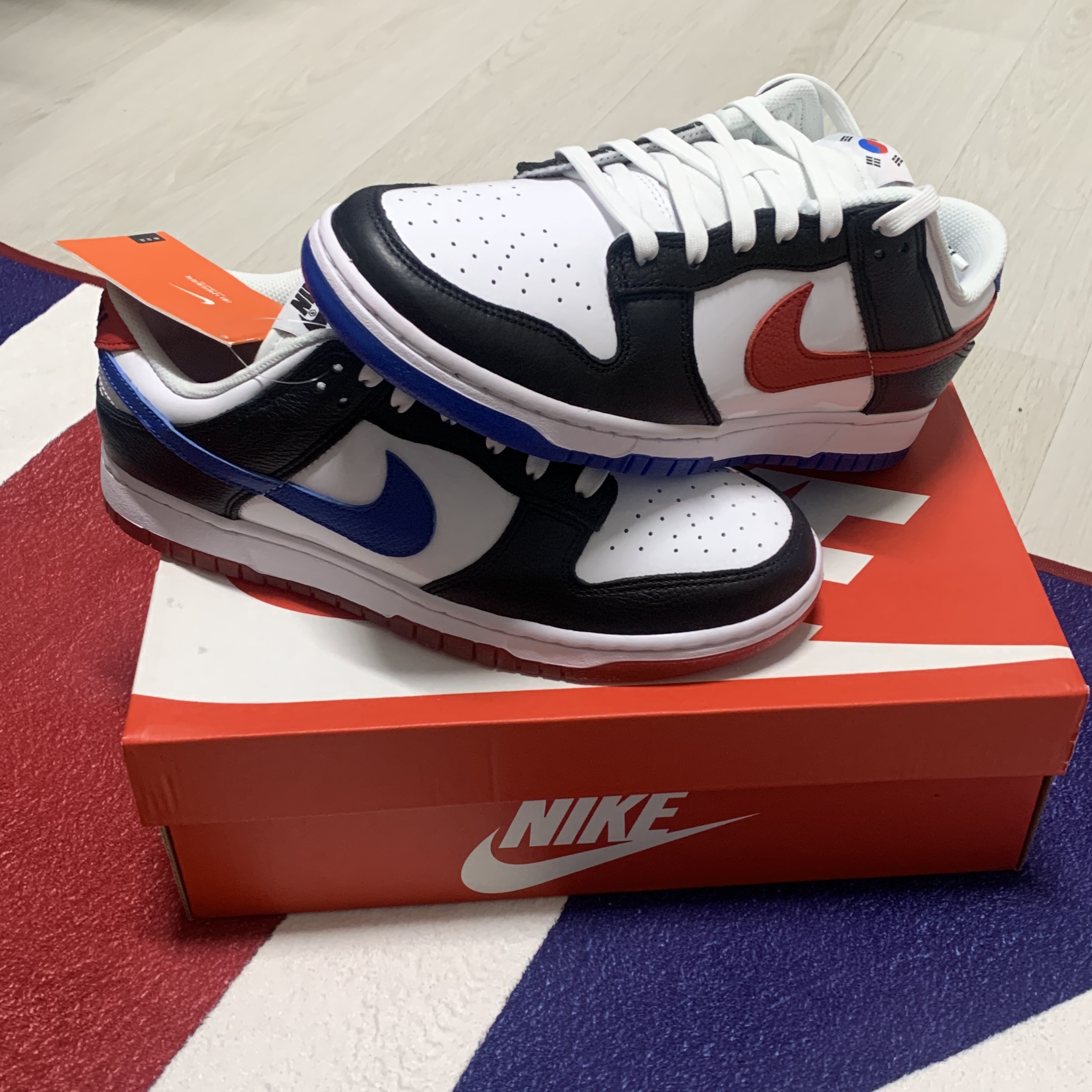 Nike Dunk Low SE Seoul 착용 스타일