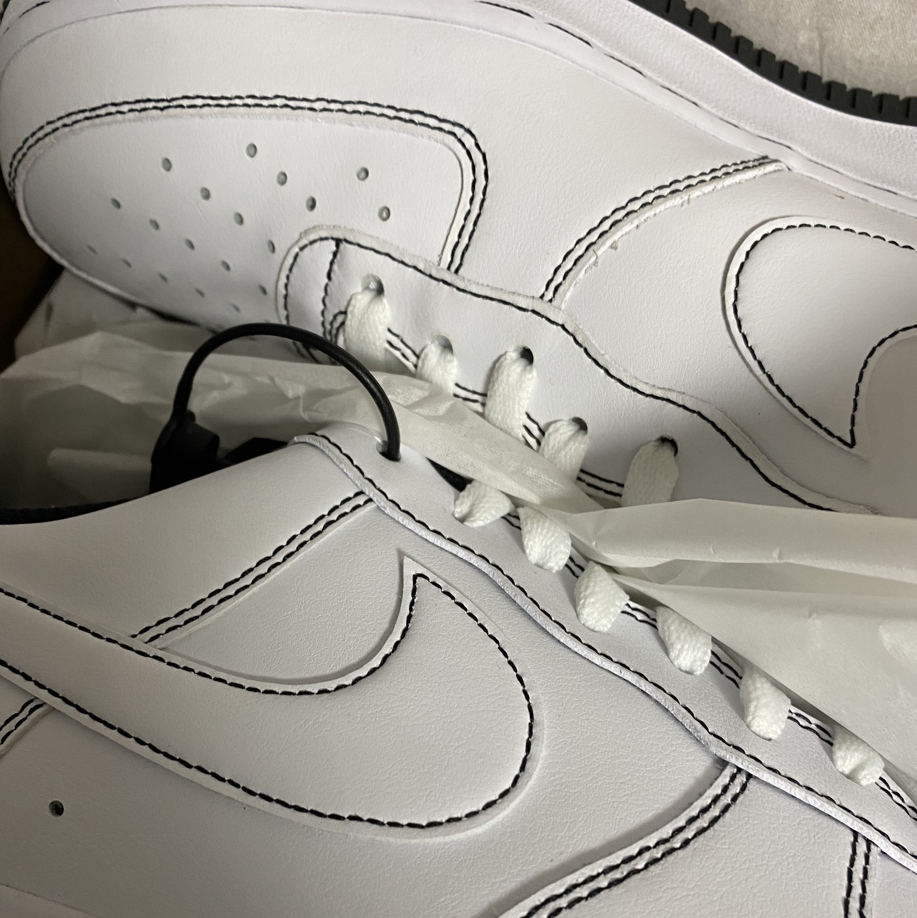 Nike Air Force 1 '07 Stitch Black 착용 스타일