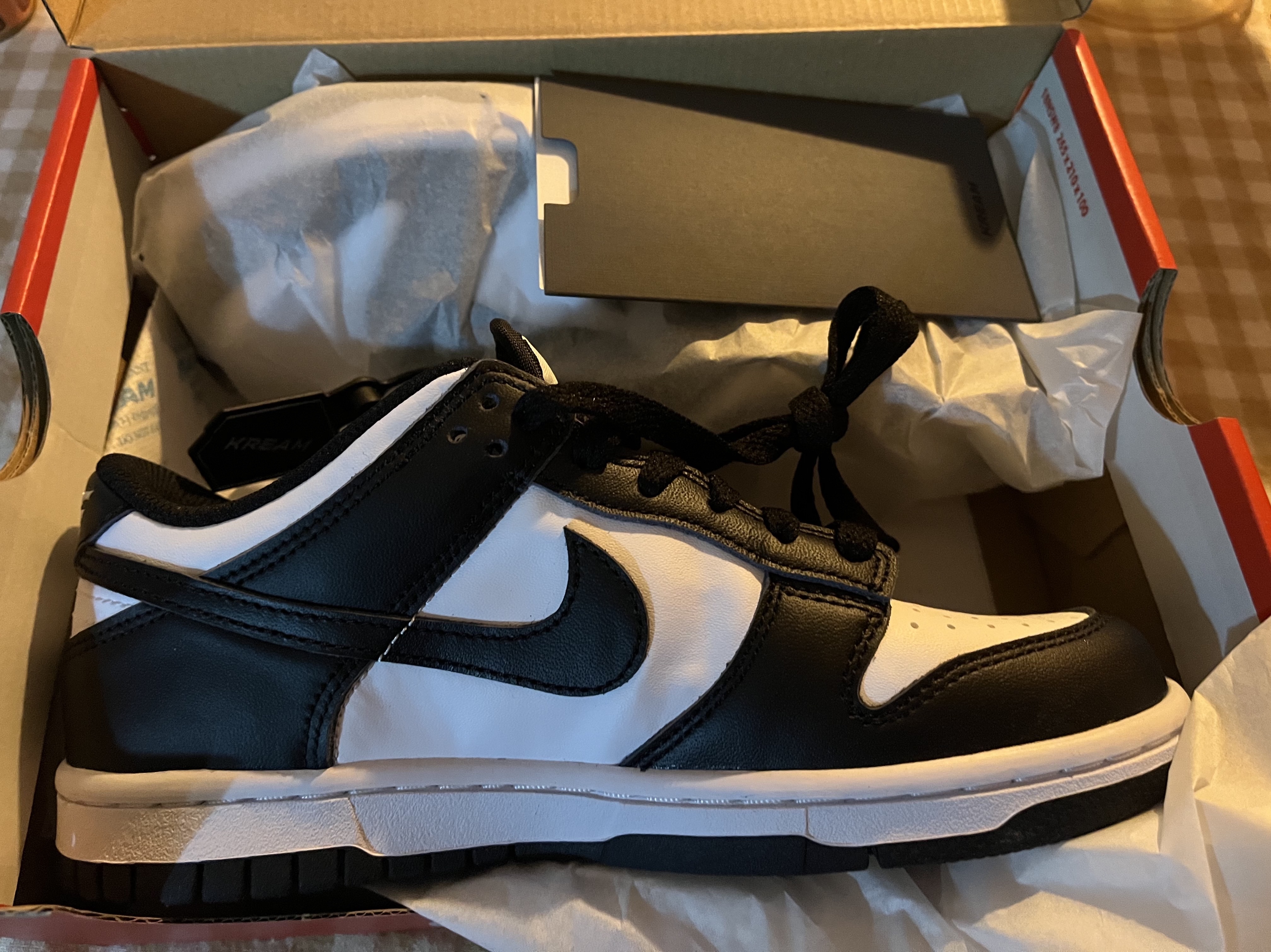 Nike Dunk Low Retro Black 착용 스타일
