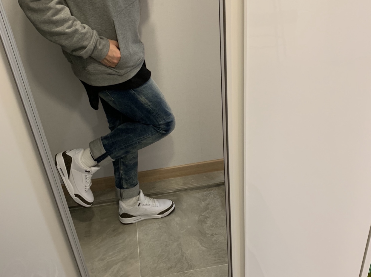 Jordan 3 Retro Mocha 2018 착용 스타일 - 1