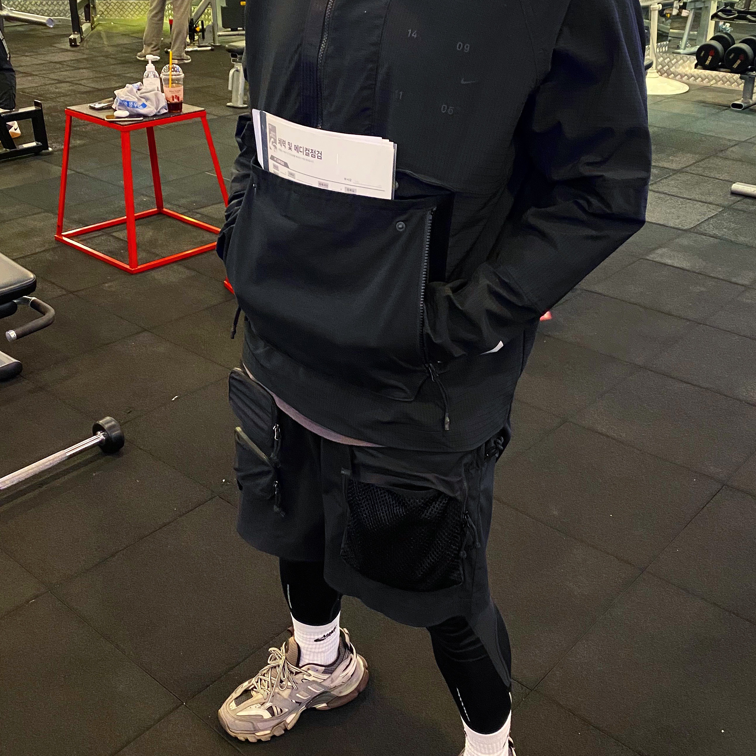 Balenciaga Track Sneakers Grey White 2019 착용 스타일