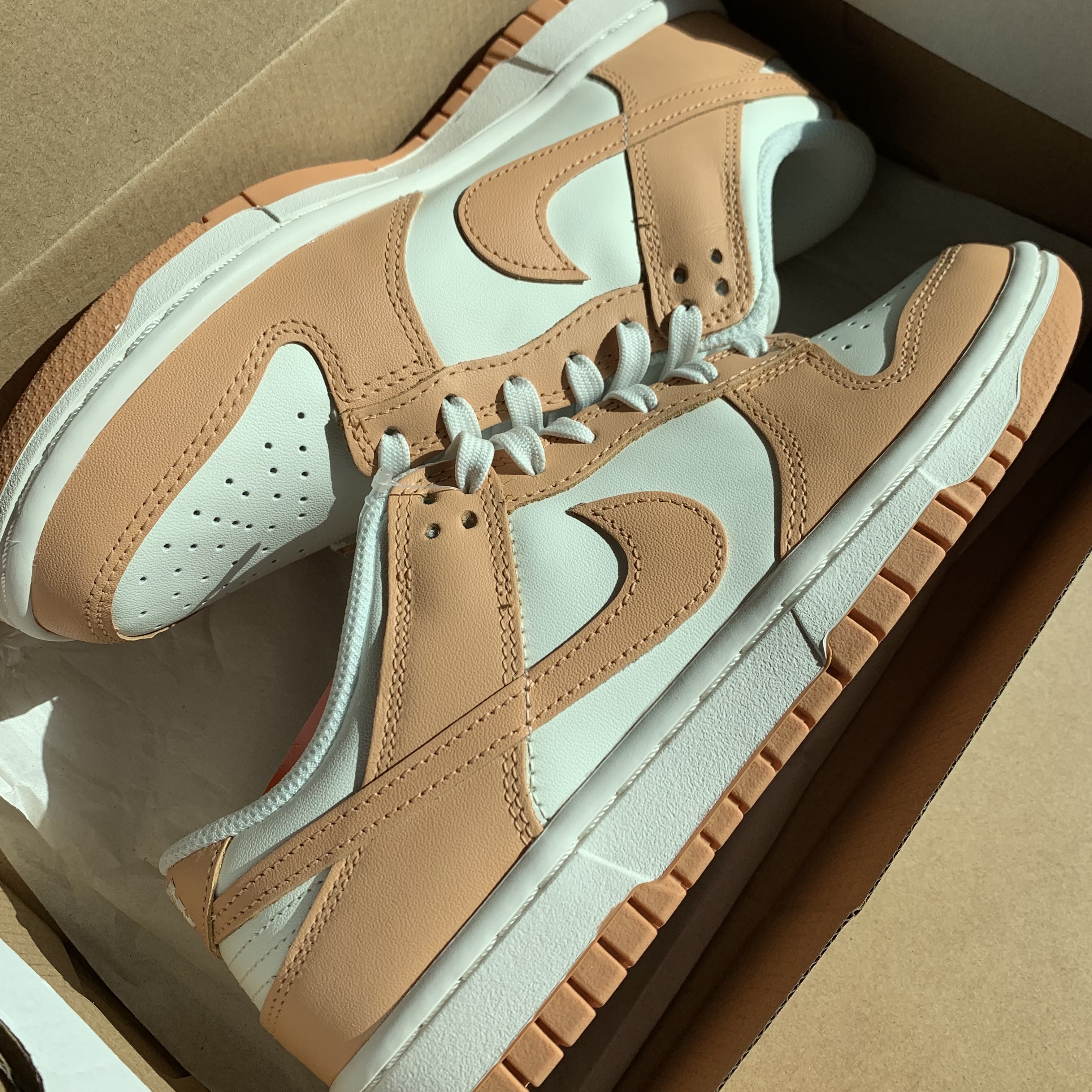 (W) Nike Dunk Low Harvest Moon 착용 스타일