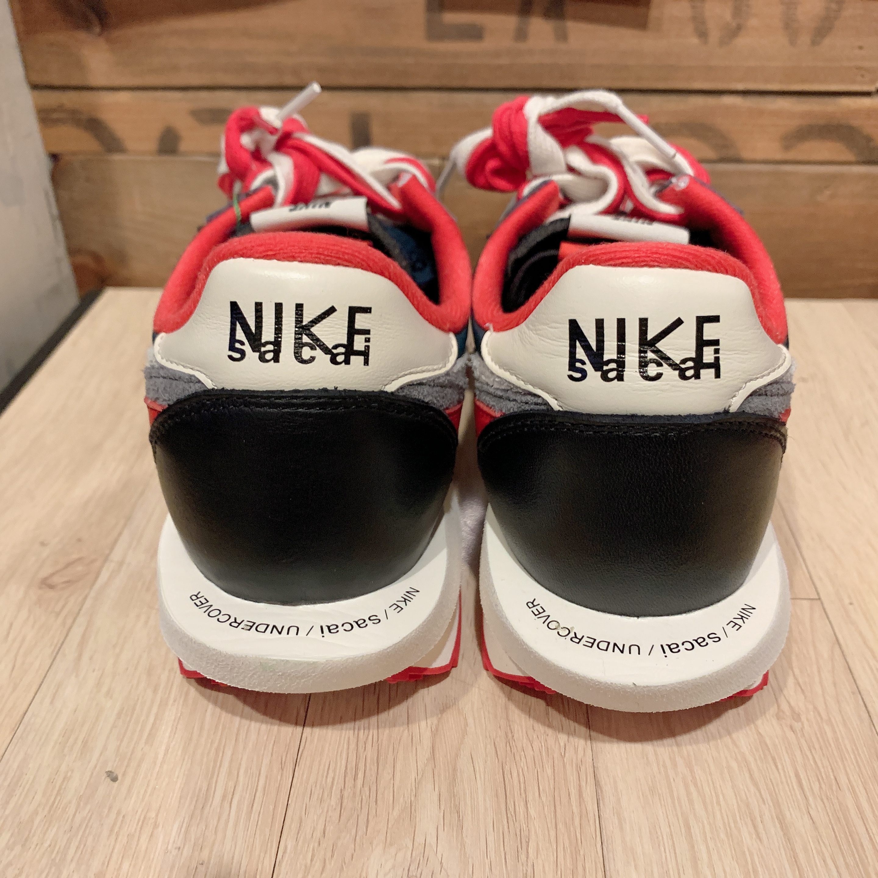 Nike x Sacai x Undercover LDWaffle Midnight Spruce University Red 착용 스타일 - 3