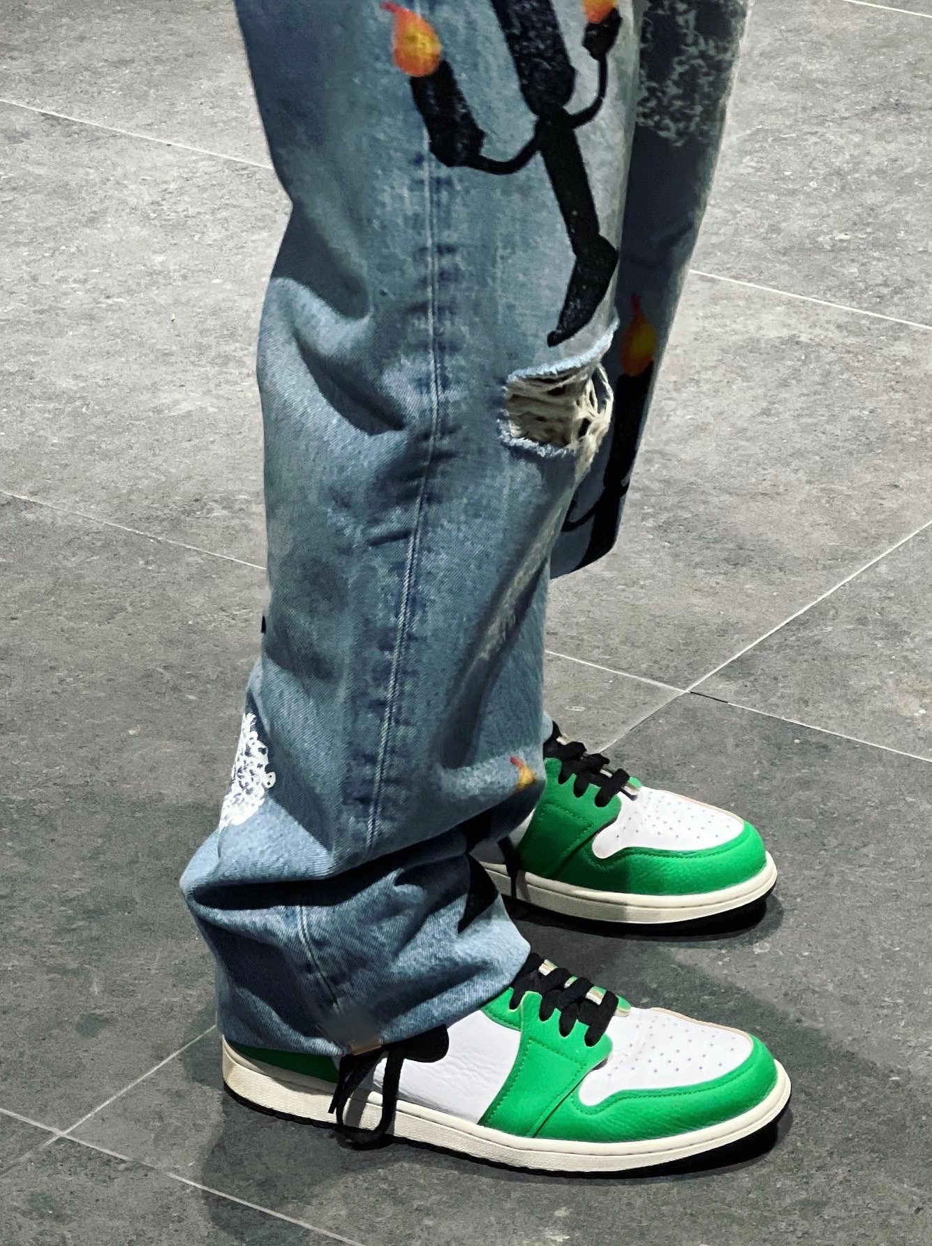 (W) Jordan 1 Retro High OG Lucky Green 착용 스타일 - 2