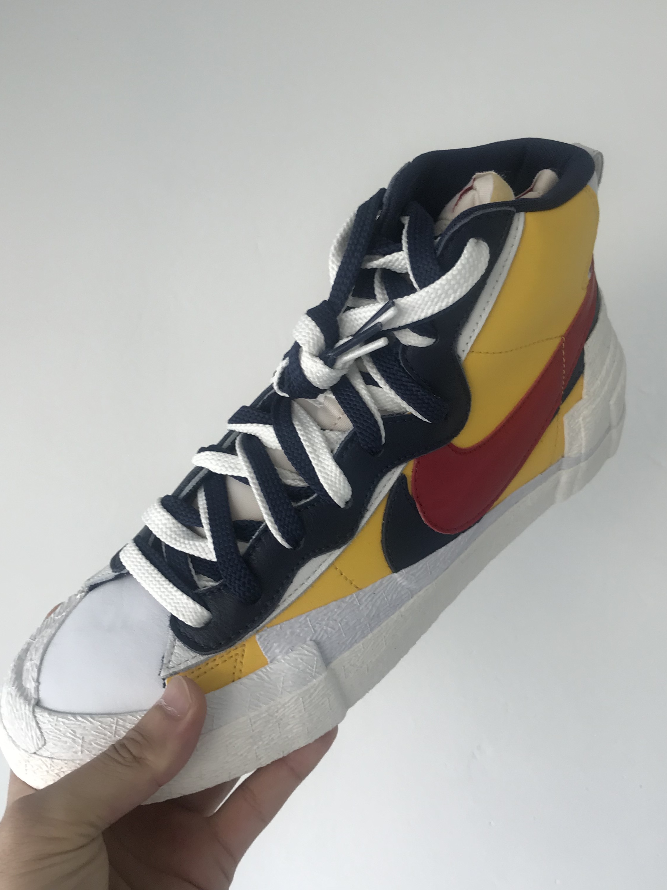 Nike x Sacai Blazer Mid Snow Beach 착용 스타일