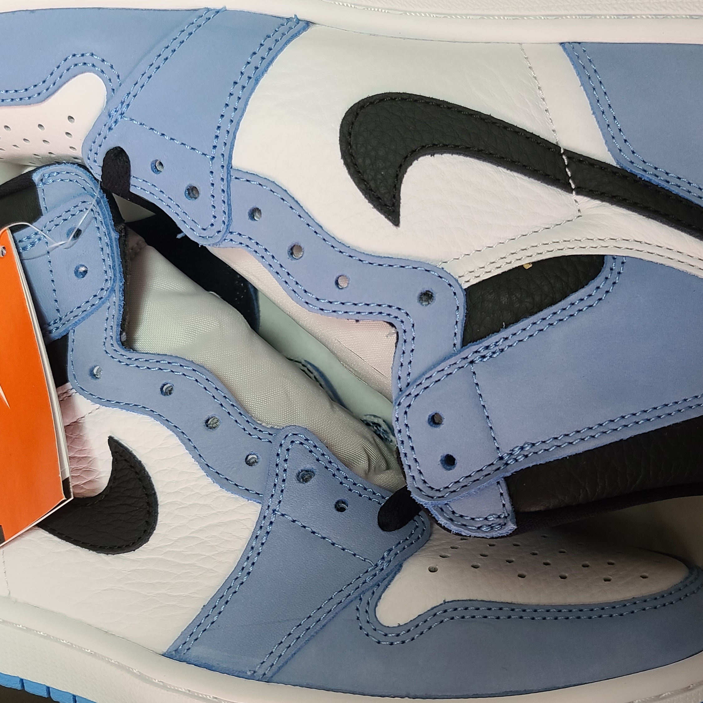 Jordan 1 Retro High OG University Blue, Jordan 1 Retro High OG Bordeaux 착용 스타일 - 1