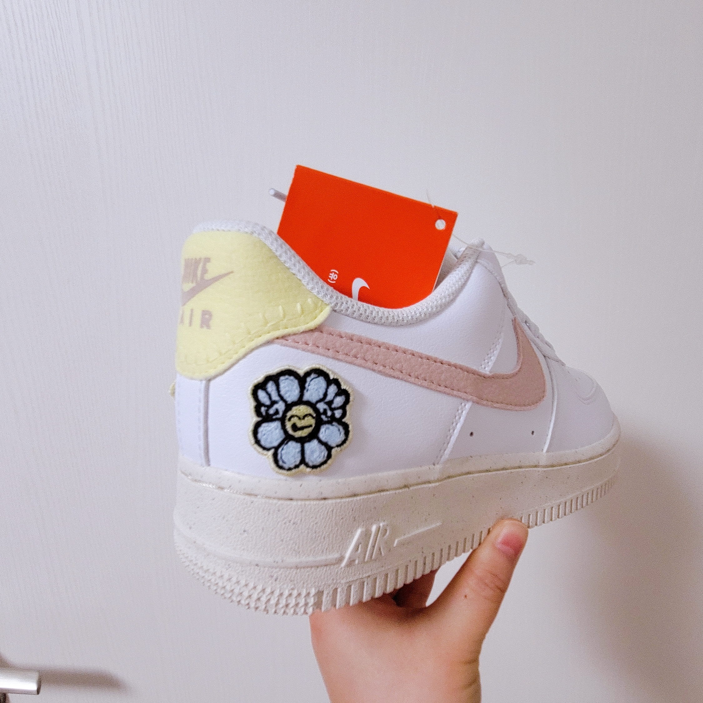 (W) Nike Air Force 1 '07 SE Next Nature White Pink Oxford 착용 스타일 - 1
