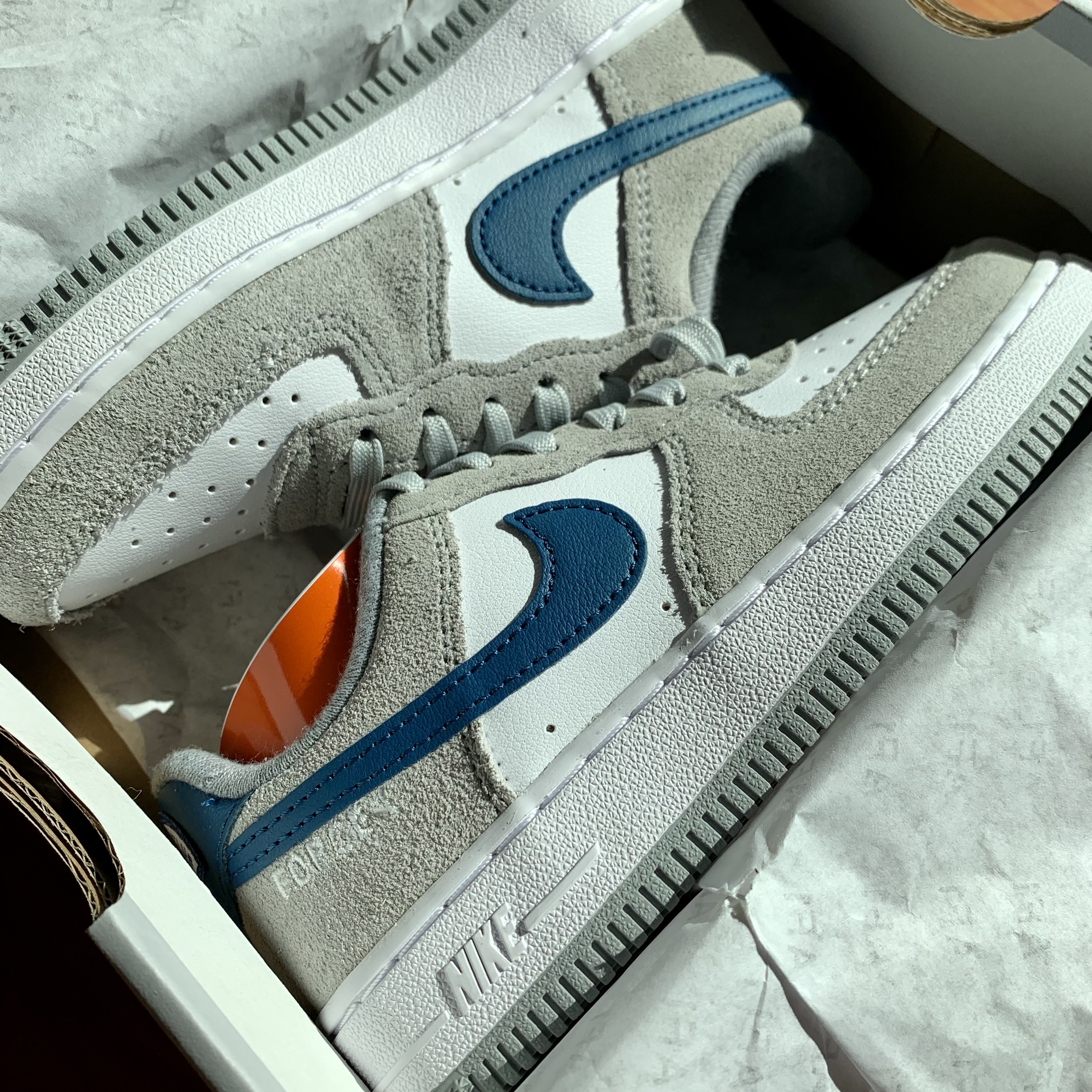 (TD) Nike Force 1 LV8 Athletic Club Light Smoke Grey Marina, (PS) Nike Air Force 1 LV8 Athletic Club Light Smoke Grey Marina 착용 스타일
