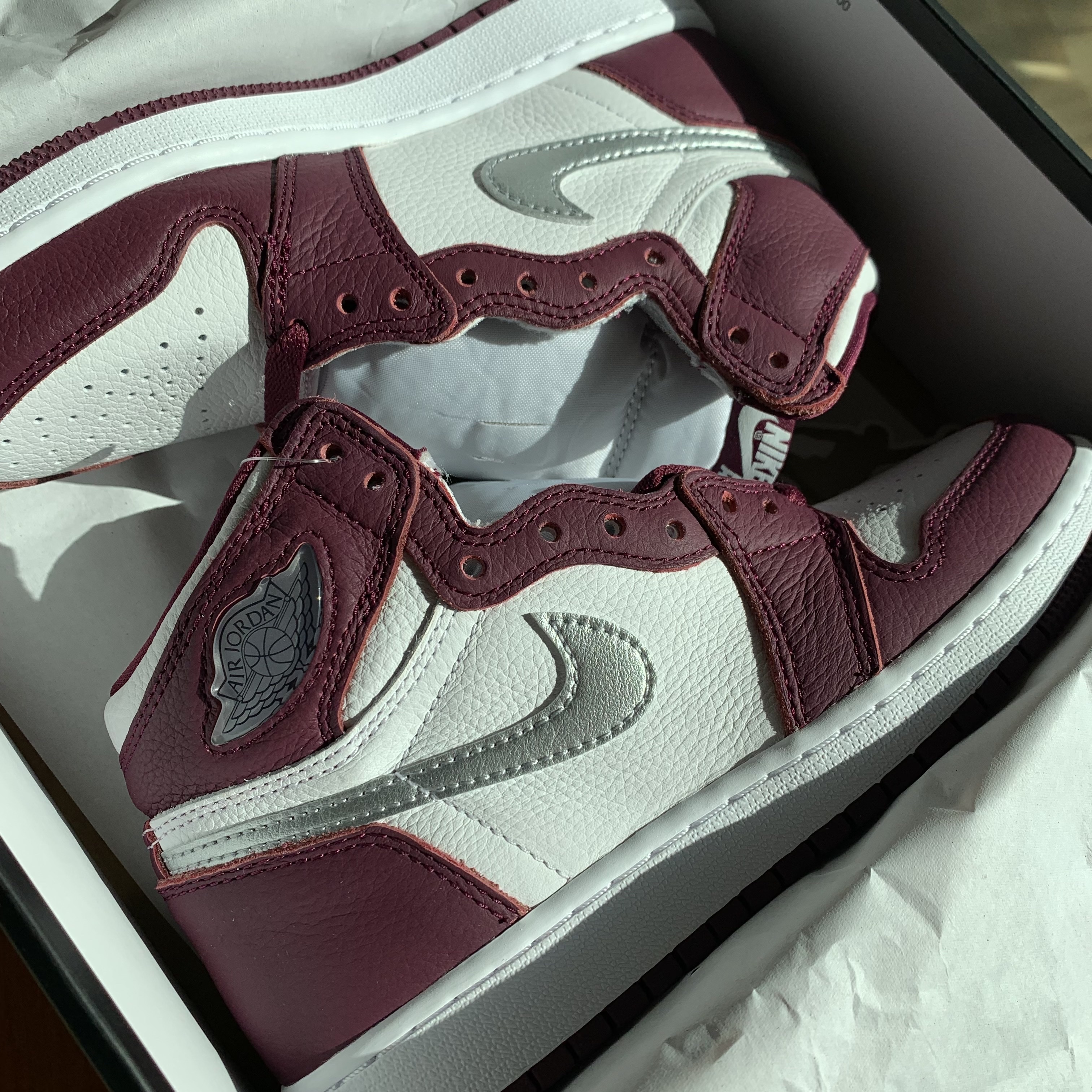 (GS) Jordan 1 Retro High OG Bordeaux, Jordan 1 Retro High OG Bordeaux 착용 스타일