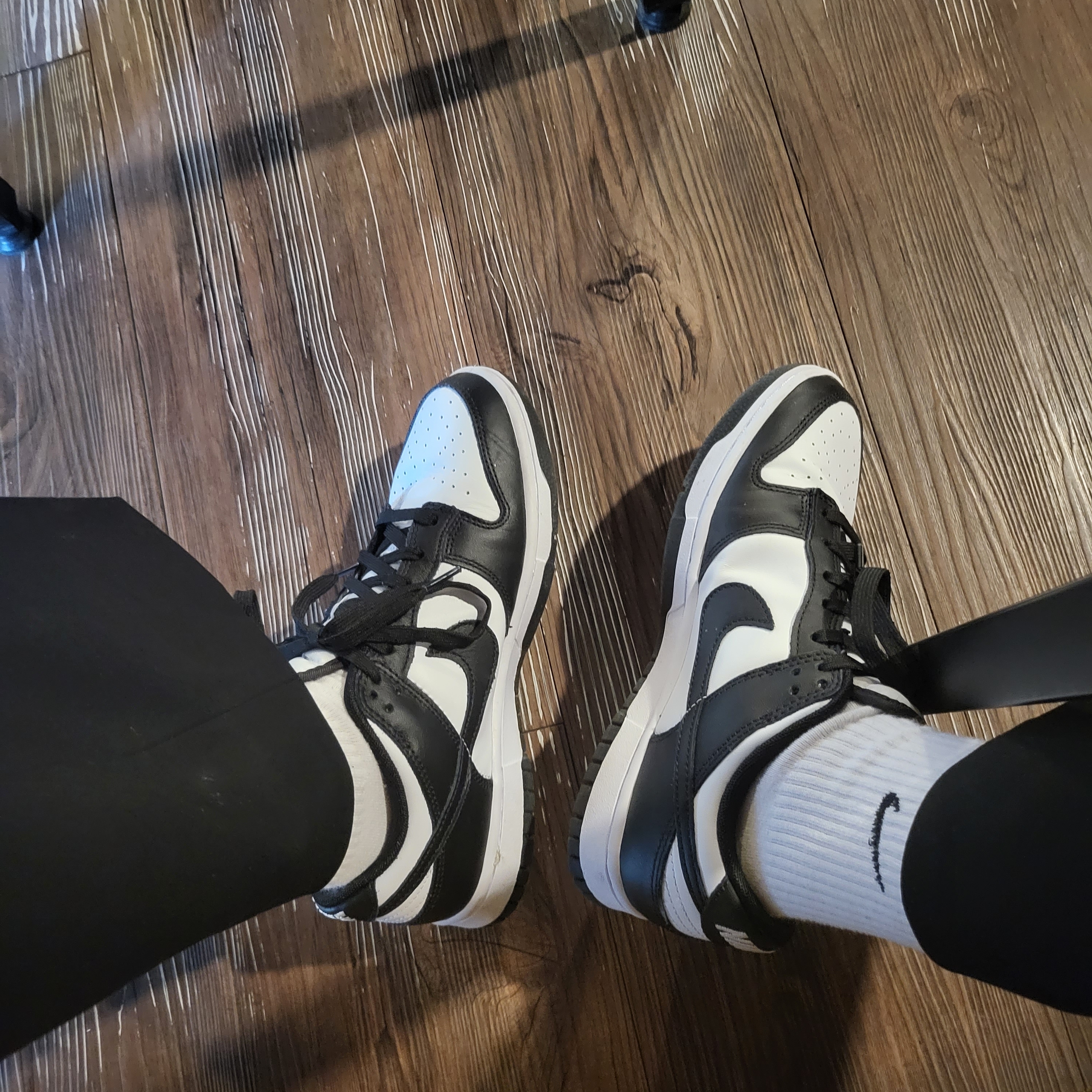 Nike Dunk Low Retro Black 착용 스타일