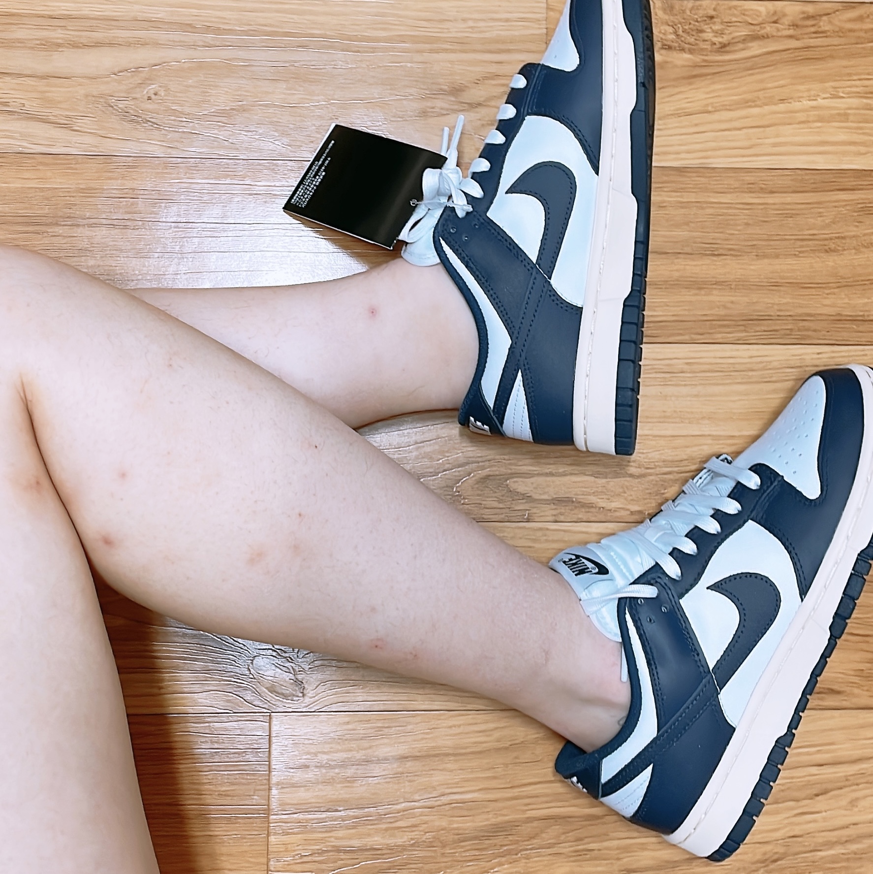 (W) Nike Dunk Low Vintage Midnight Navy 착용 스타일 - 2