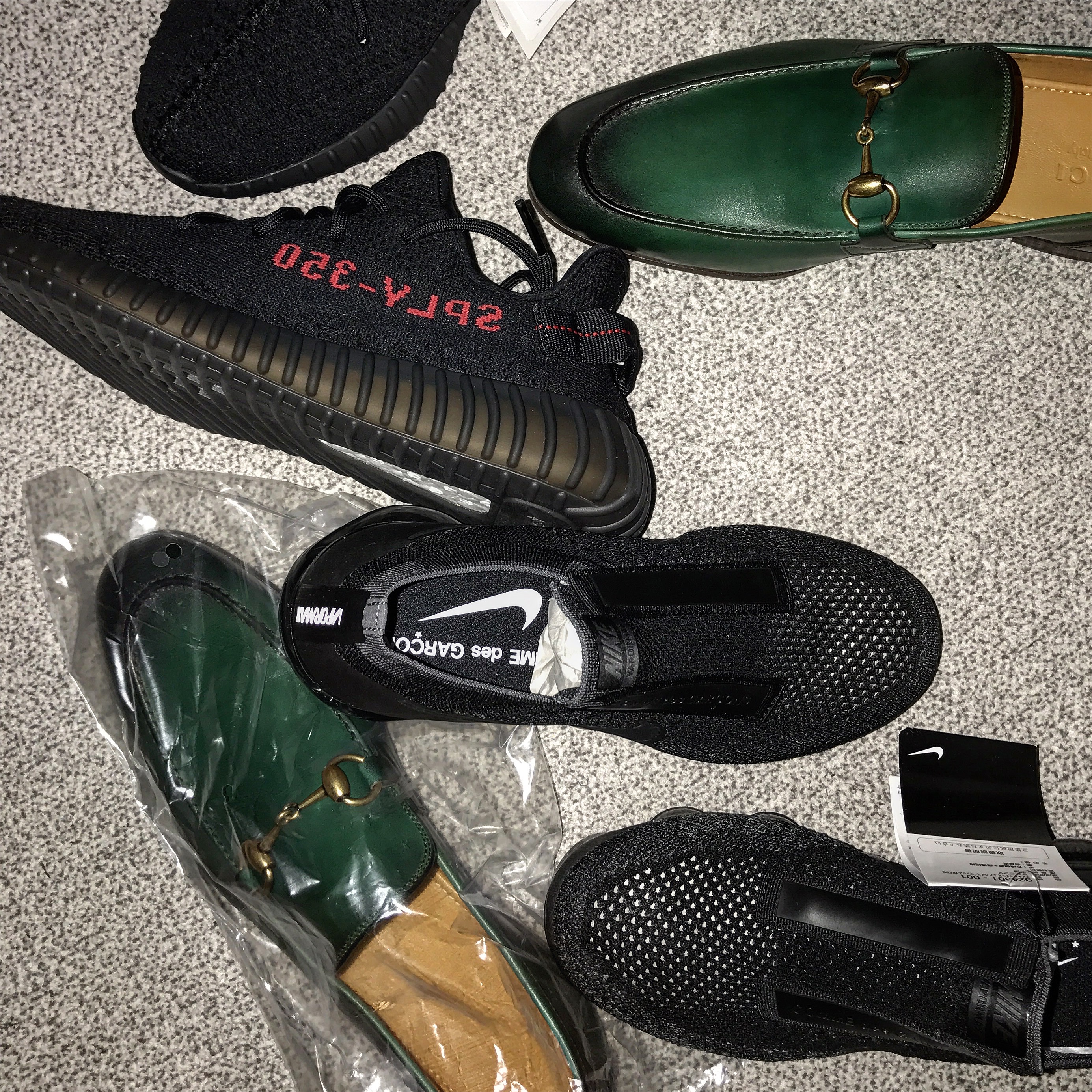 Adidas Yeezy Boost 350 V2 Black Red 2017, Nike x Comme des Garcons Air VaporMax Black 착용 스타일