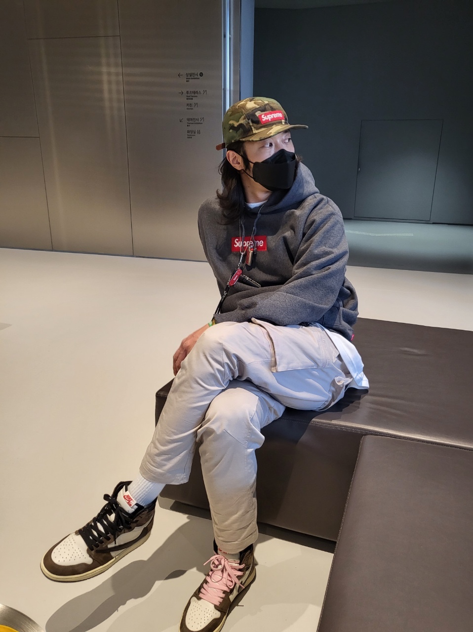 insta : s.u.p.r.e.m.e.213님의 스타일 - 1